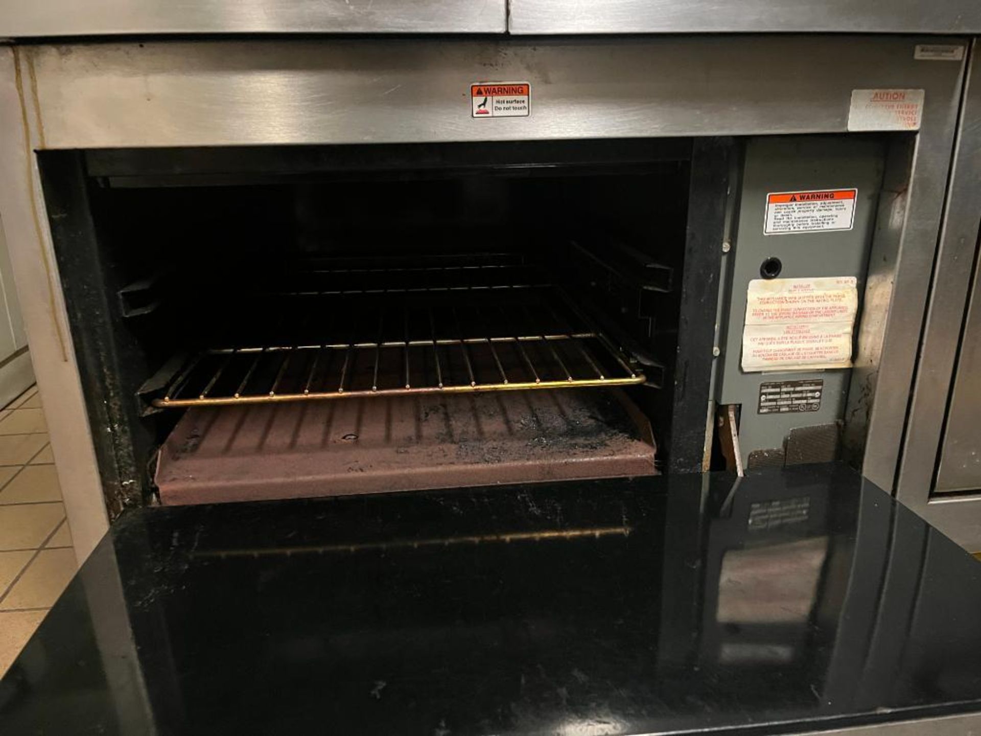 Hobart HCR40 Hot top Grill w/ Oven & Broiler - Image 5 of 17