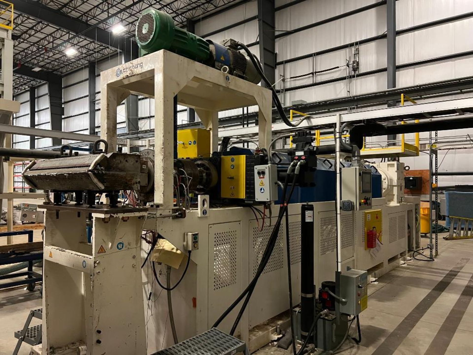 Chi Chang Sheet Extrusion Line (2017), consisting of: Chi Chang Extruder Model CC/SE-150S-1000W, S/N - Image 25 of 96