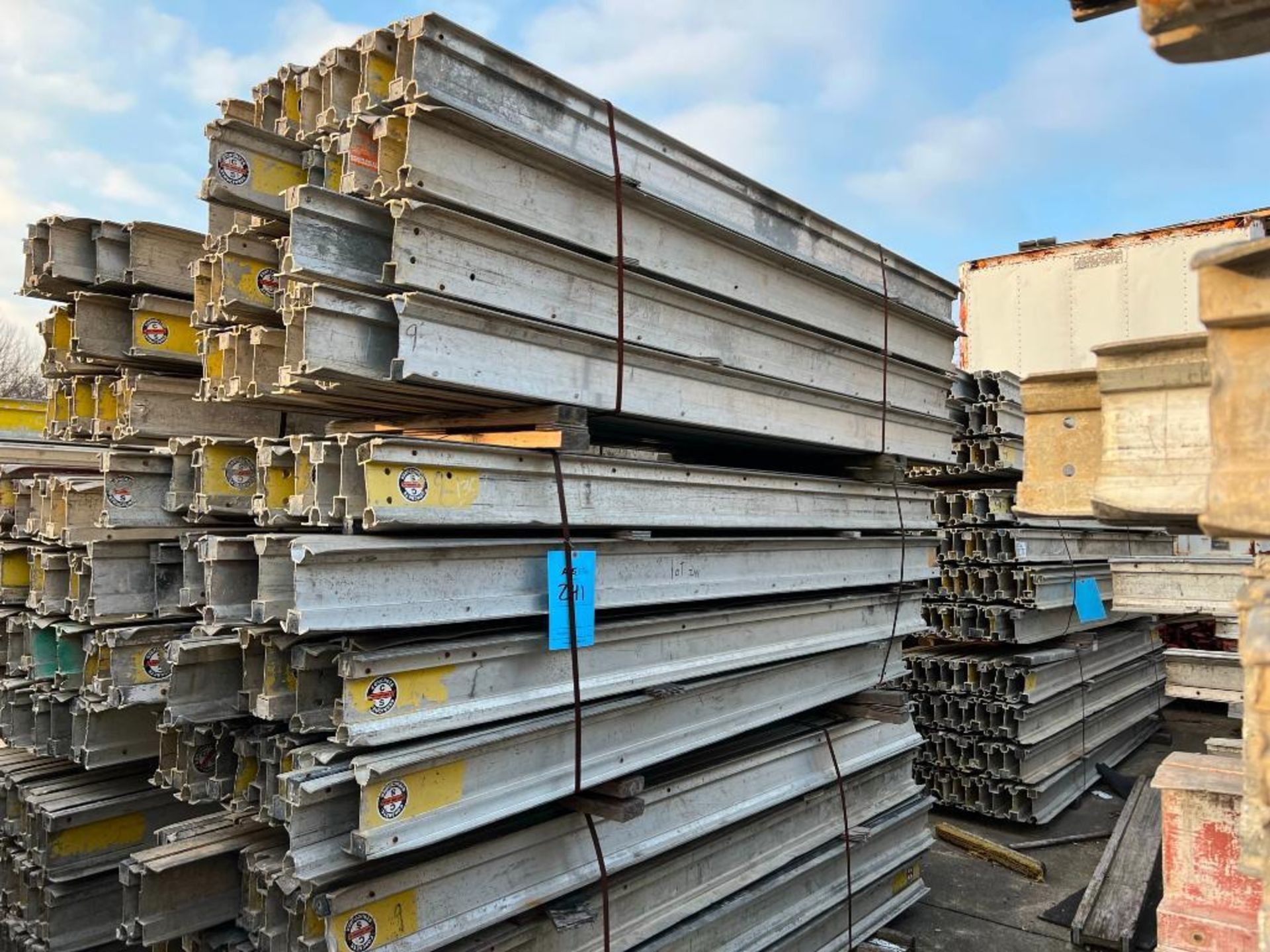 LOT: Approx. (130) 6 1/2" Symons Joists, Mostly 9'