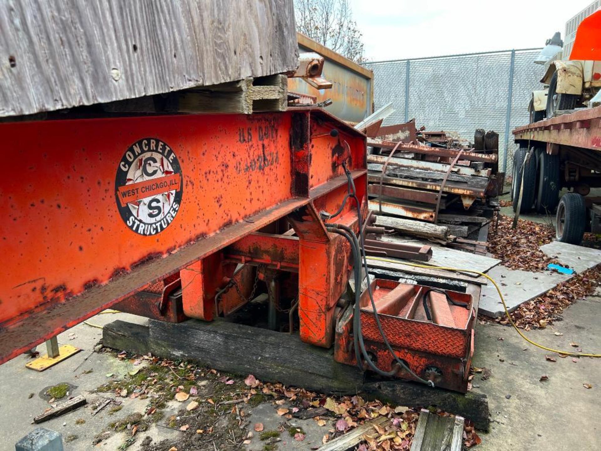 Rogers 35-Ton Hydraulic Lowboy Trailer, S/N 1RBH40207FAR20368, Tandem Axle, with Wood Deck - Image 6 of 6