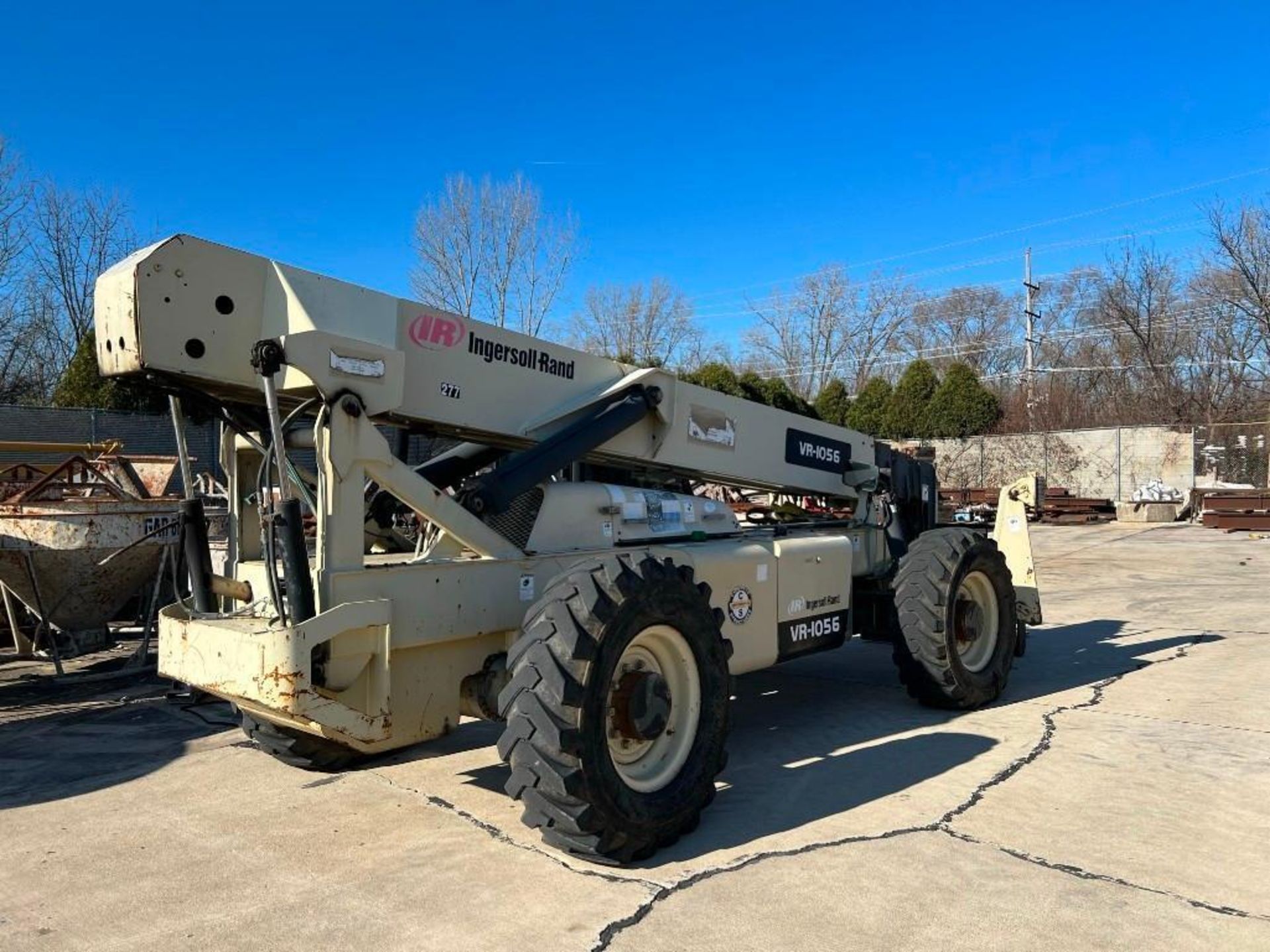 Ingersoll Rand 10,000-LBS. 4x4 Telehandler Forklift Model VR1056 (2003) - Image 6 of 13