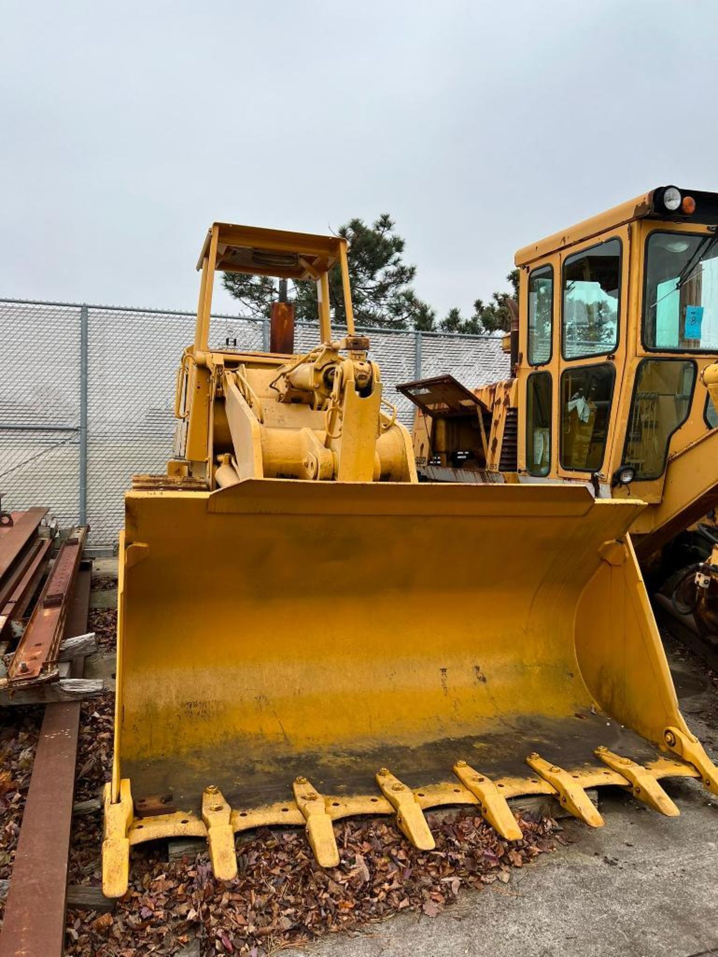 Caterpillar Crawler Bulldozer Model 963, S/N 21Z04662 - Image 2 of 6