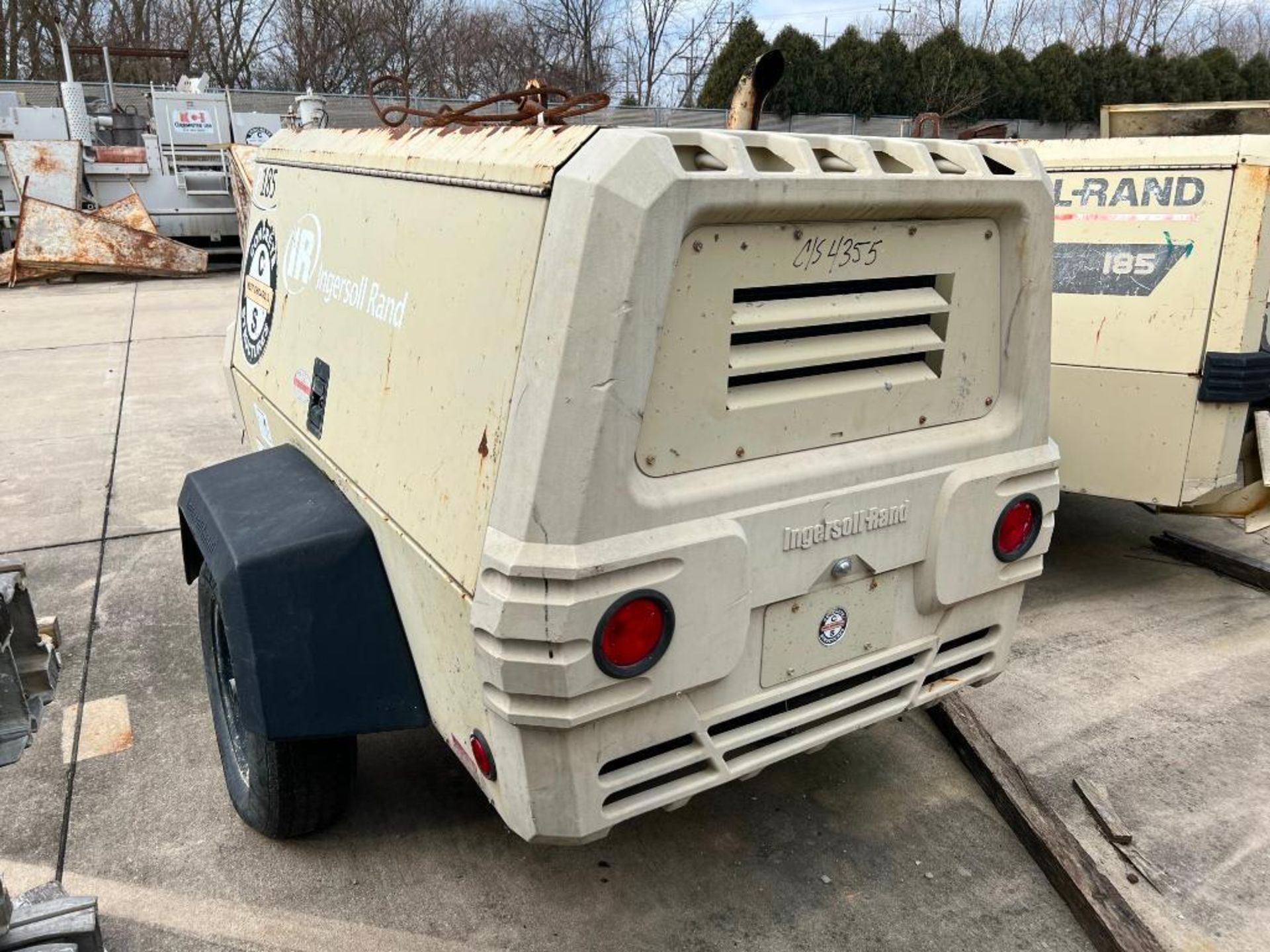 Ingersoll Rand Trailer Mounted Air Compressor Model P185 - Image 4 of 4