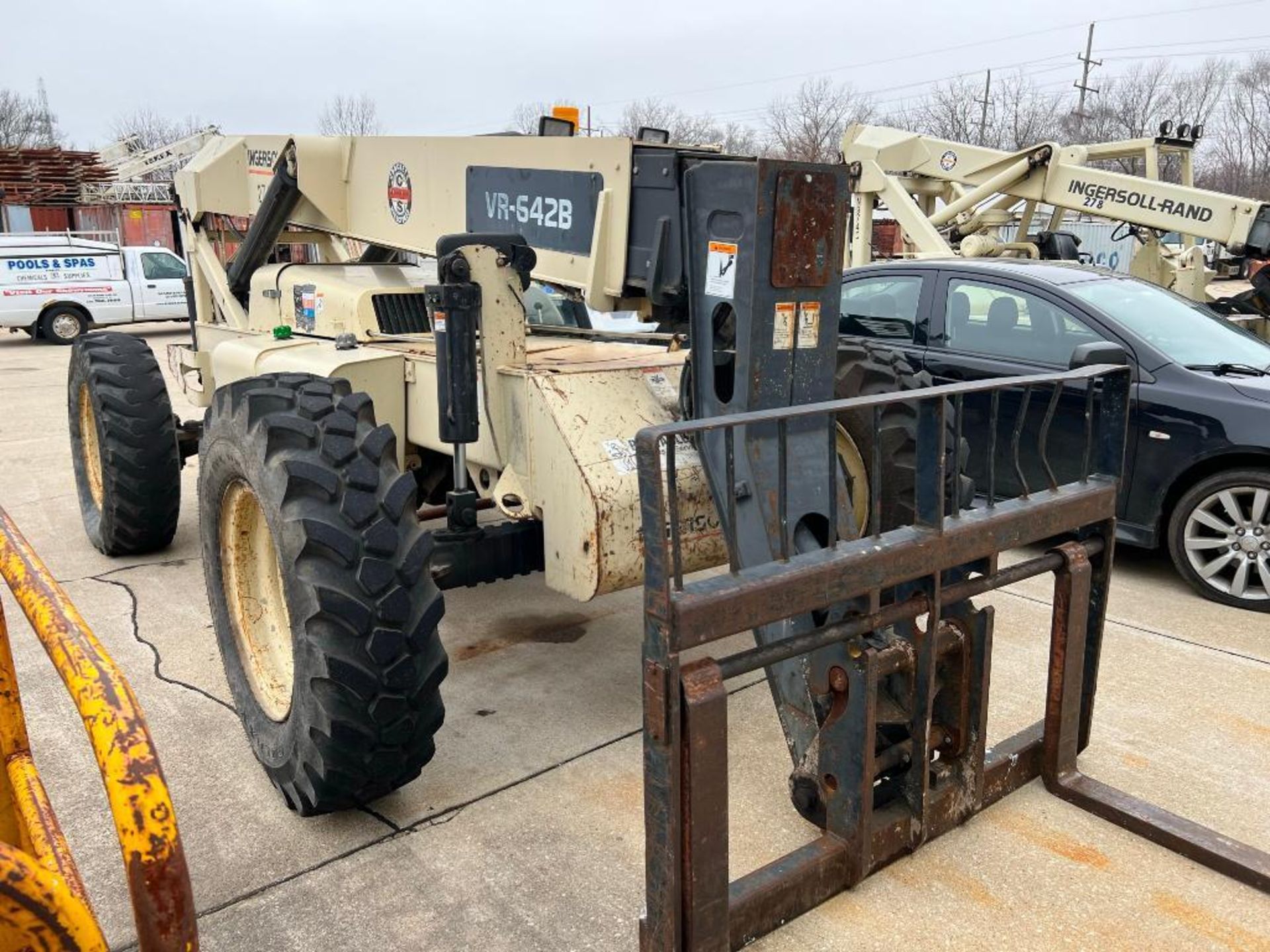 Ingersoll Rand 6,000 LB 4x4 Telehandler Forklift Model VR642B, S/N 158707 (1999) - Image 2 of 8