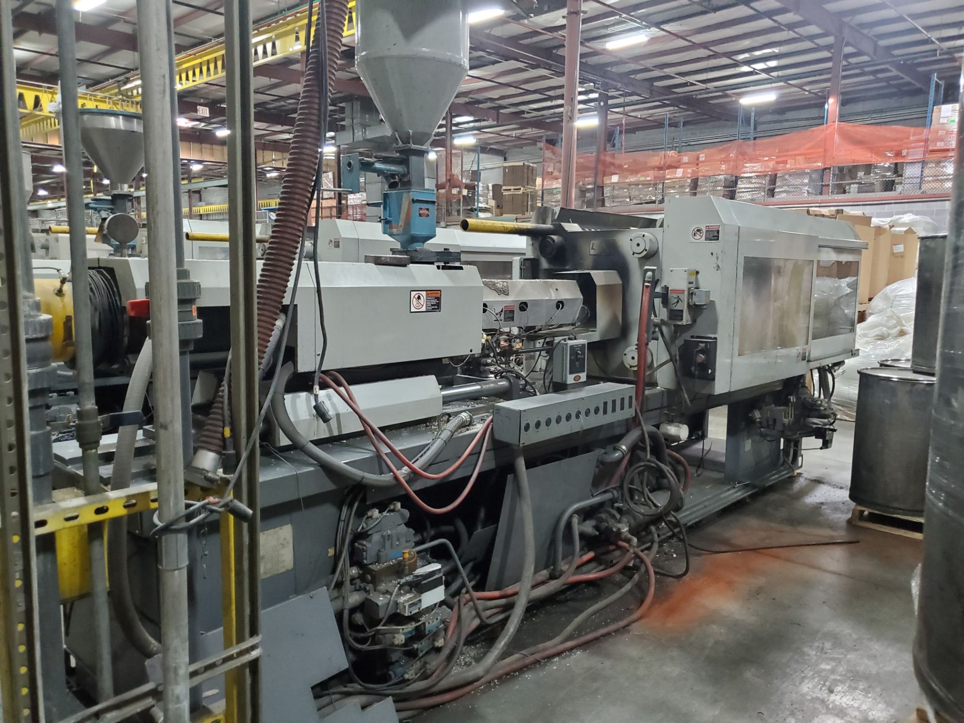 230 Ton, 30 oz. Van Dorn Injection Molding Machine - Image 3 of 8