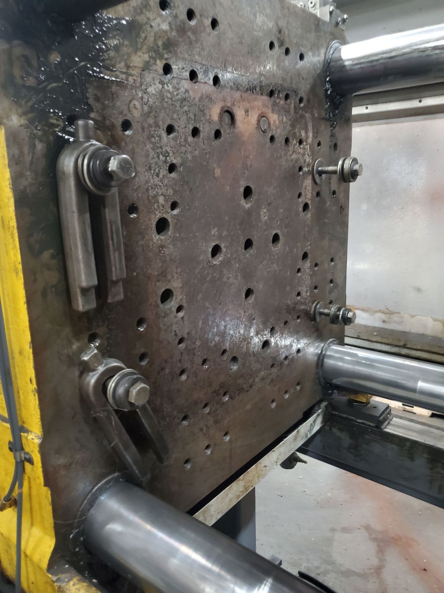230 Ton, 30 oz. Van Dorn Injection Molding Machine - Image 6 of 8