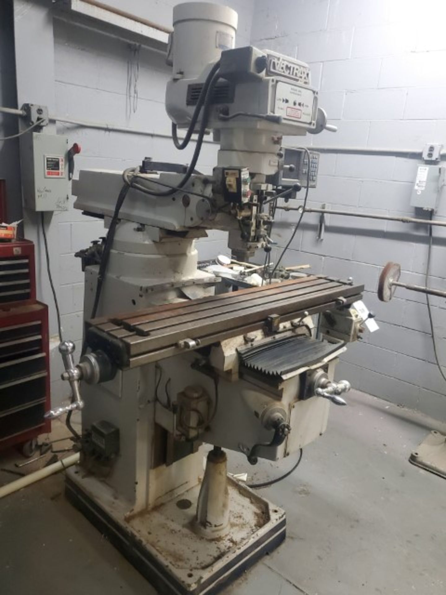 Vectrax Vertical Milling Machine - Image 2 of 9