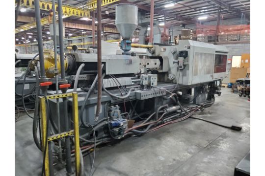 300 Ton, 30 oz. Van Dorn Injection Molding Machine - Image 3 of 9