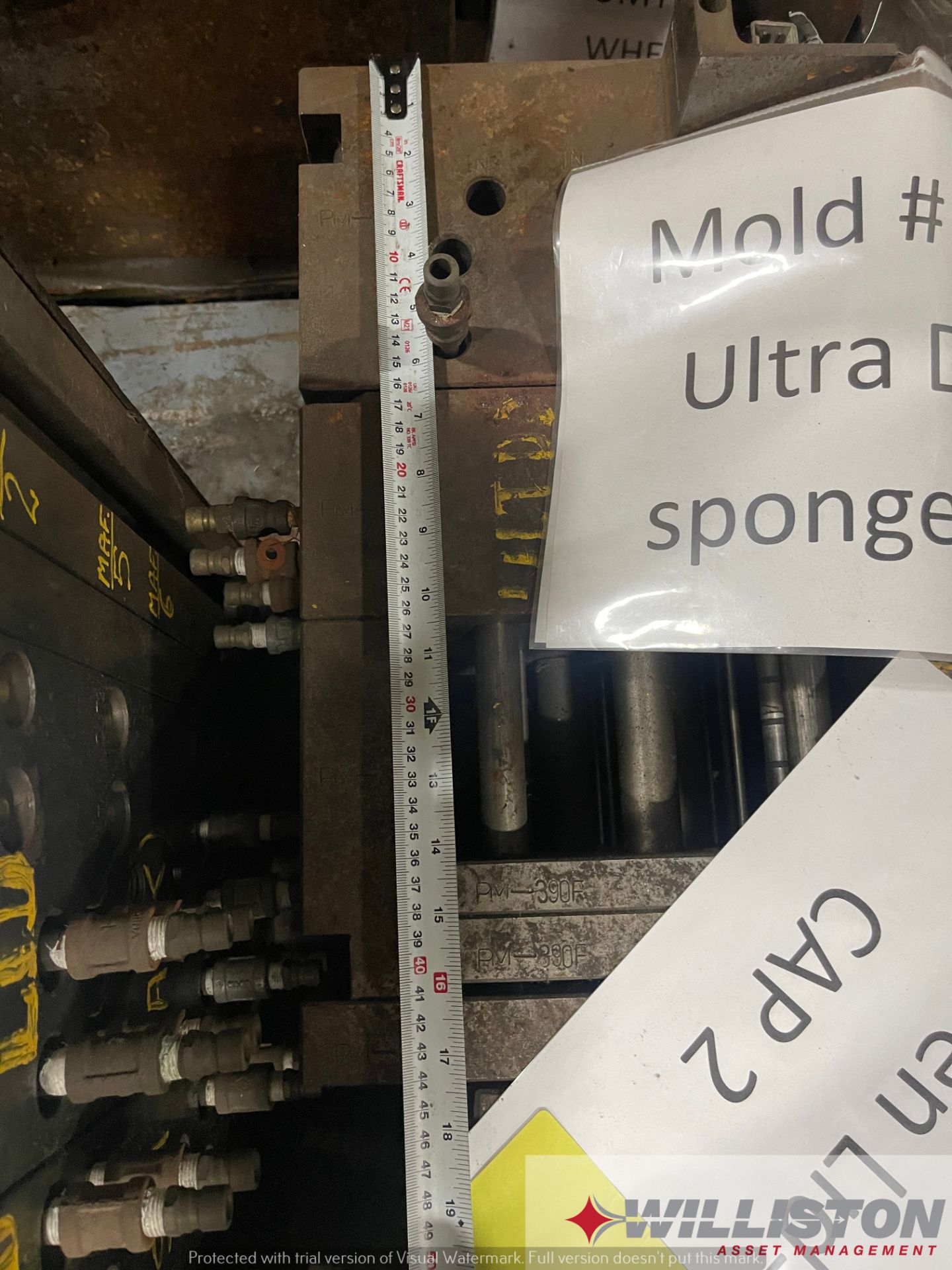 PLASTIC INJECTION MOLD - Ultra Drain Sponge Holder - Image 4 of 7