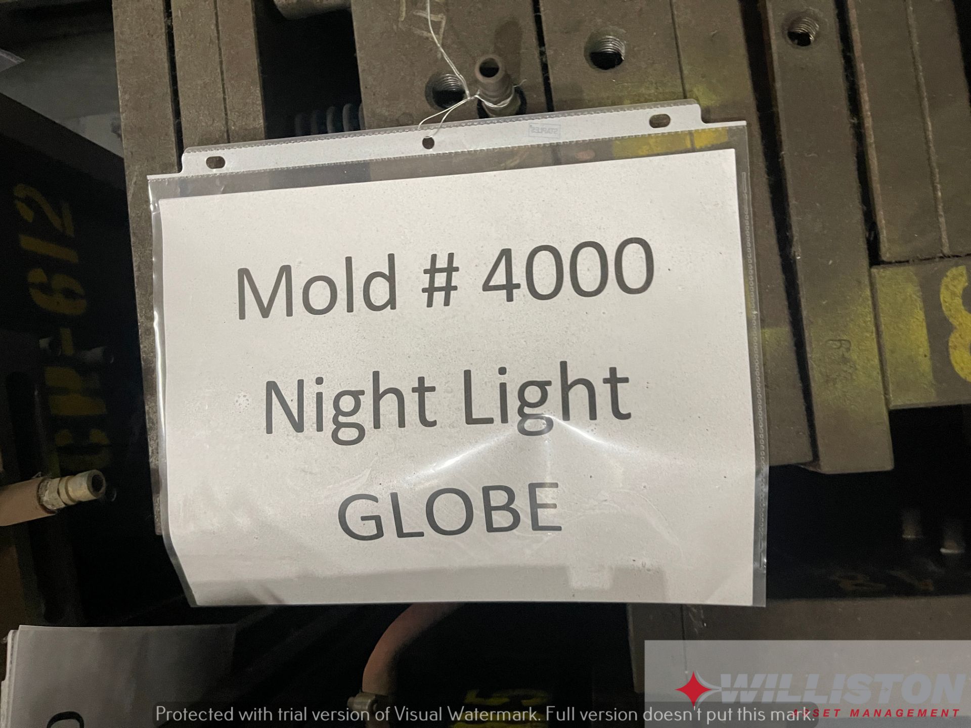 PLASTIC INJECTION MOLD - Night Light GLOBE - Image 2 of 6