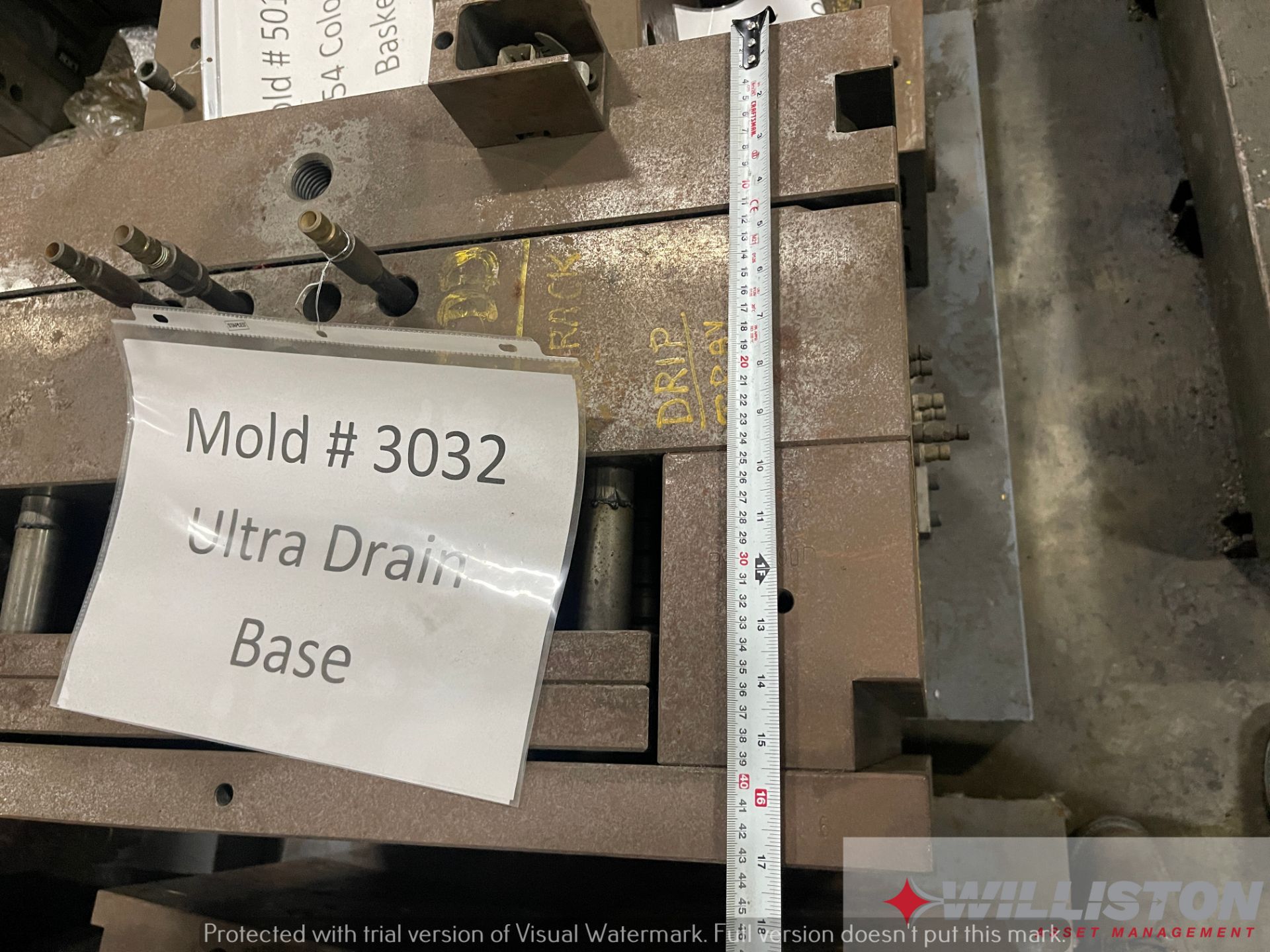 PLASTIC INJECTION MOLD - Ultra Drain Tray Base - Image 5 of 7