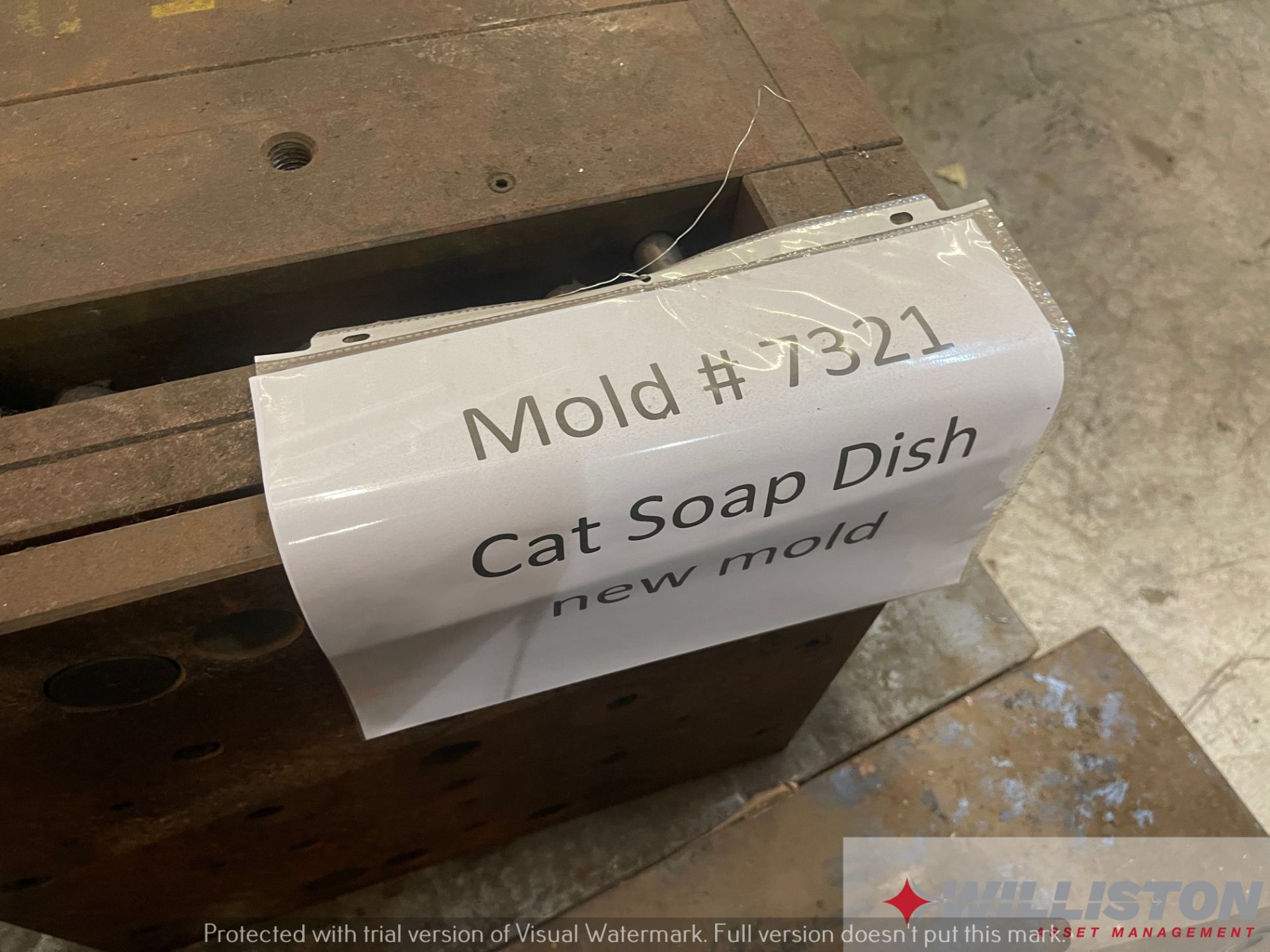 PLASTIC INJECTION MOLD - Cat Soap Dish New mold - Image 2 of 7