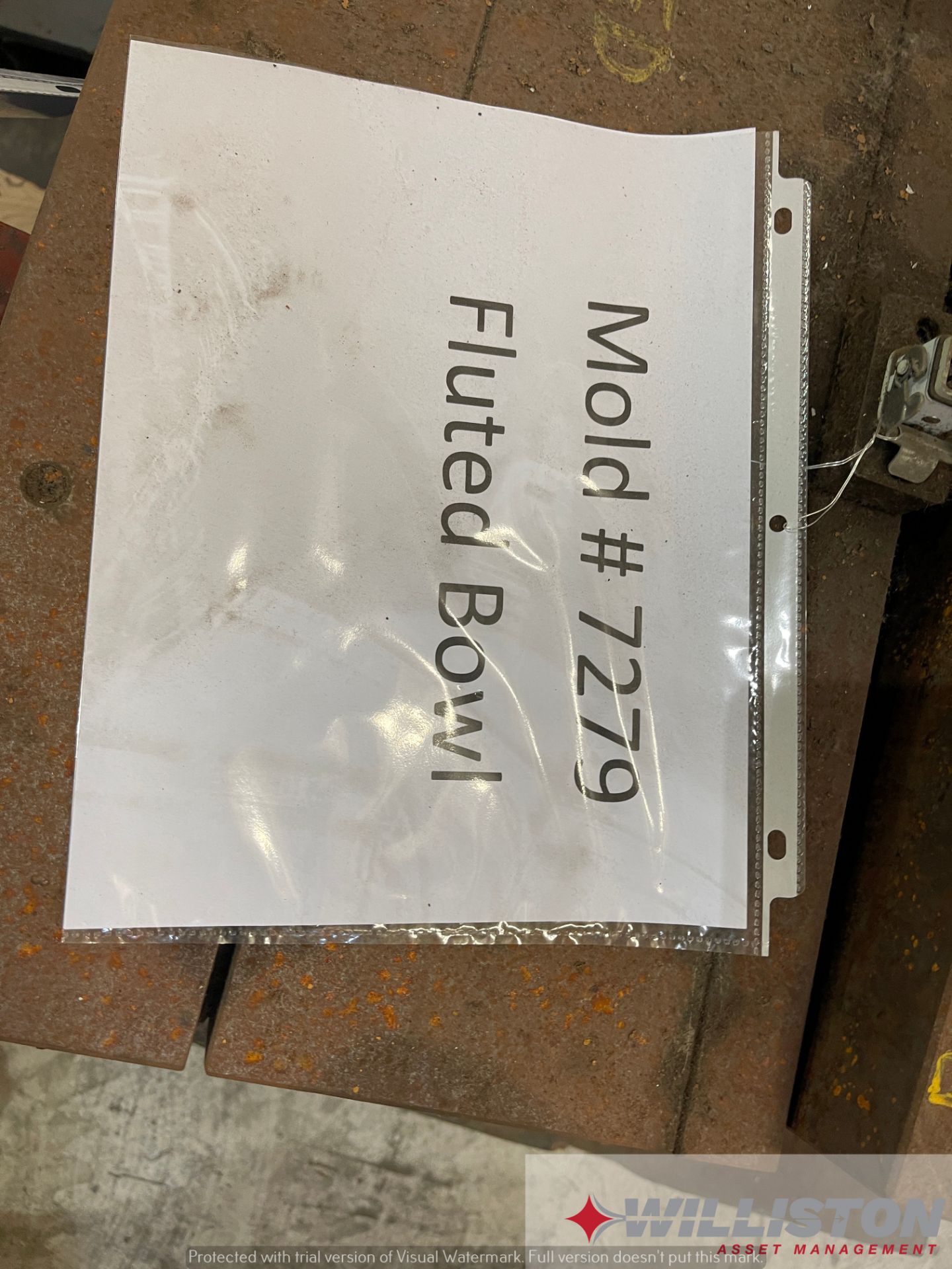 LOT OF TWO PLASTIC INJECTION MOLDS - Image 8 of 12