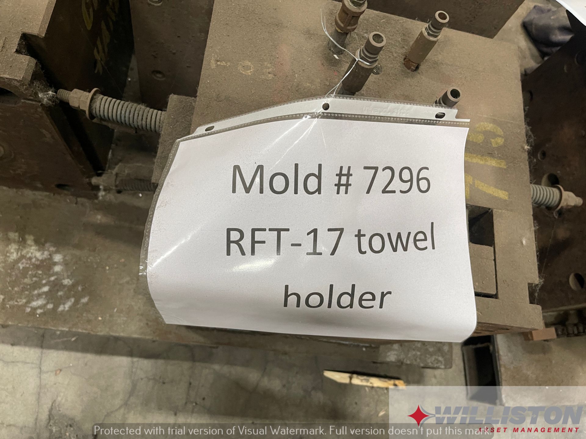 PLASTIC INJECTION MOLD - RFT-17 Guest Towel Holder - Image 2 of 7