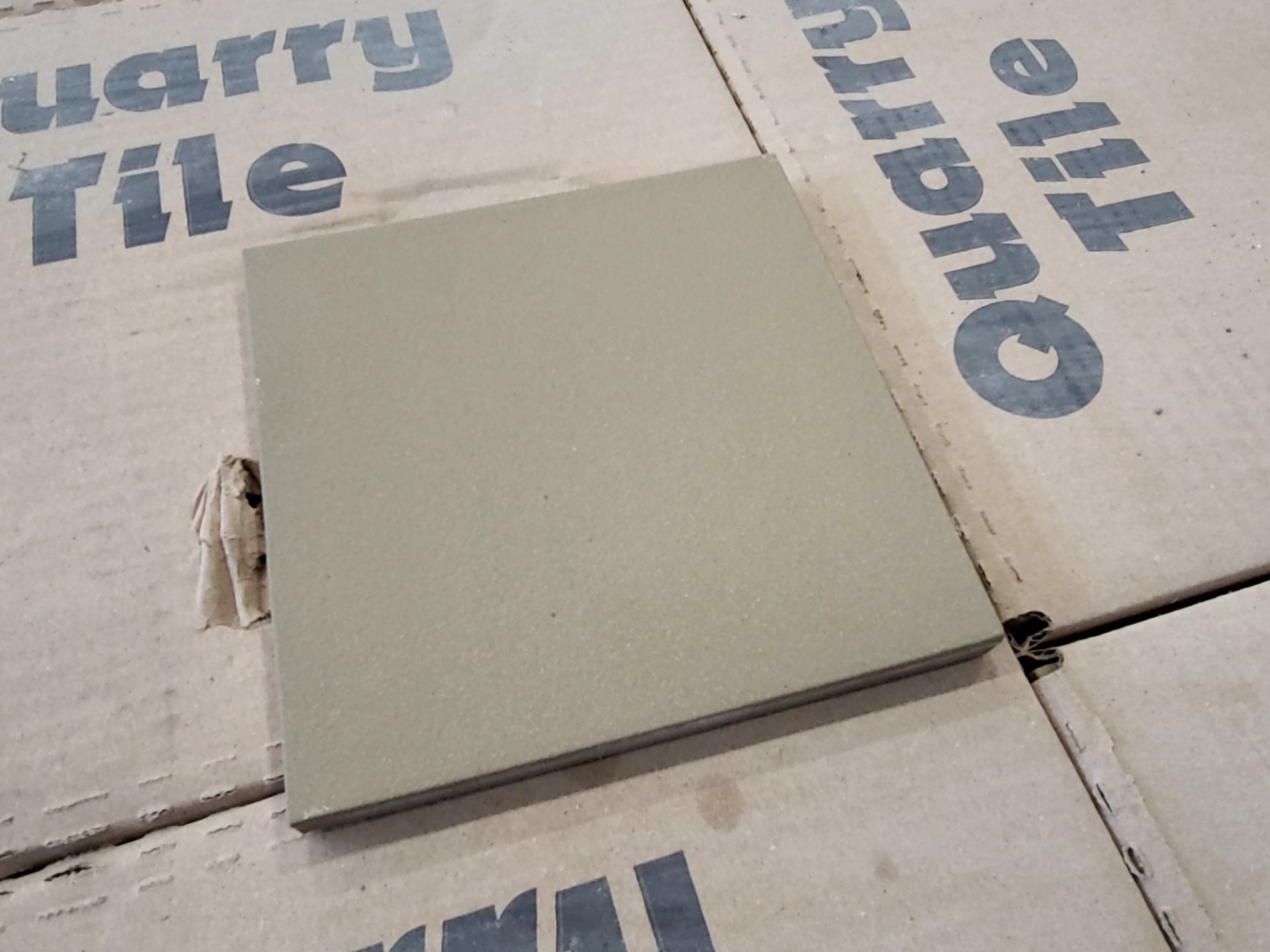 [sq ft] Quarry Tile 6" x 6" x 1/2" Arid Gray Tile