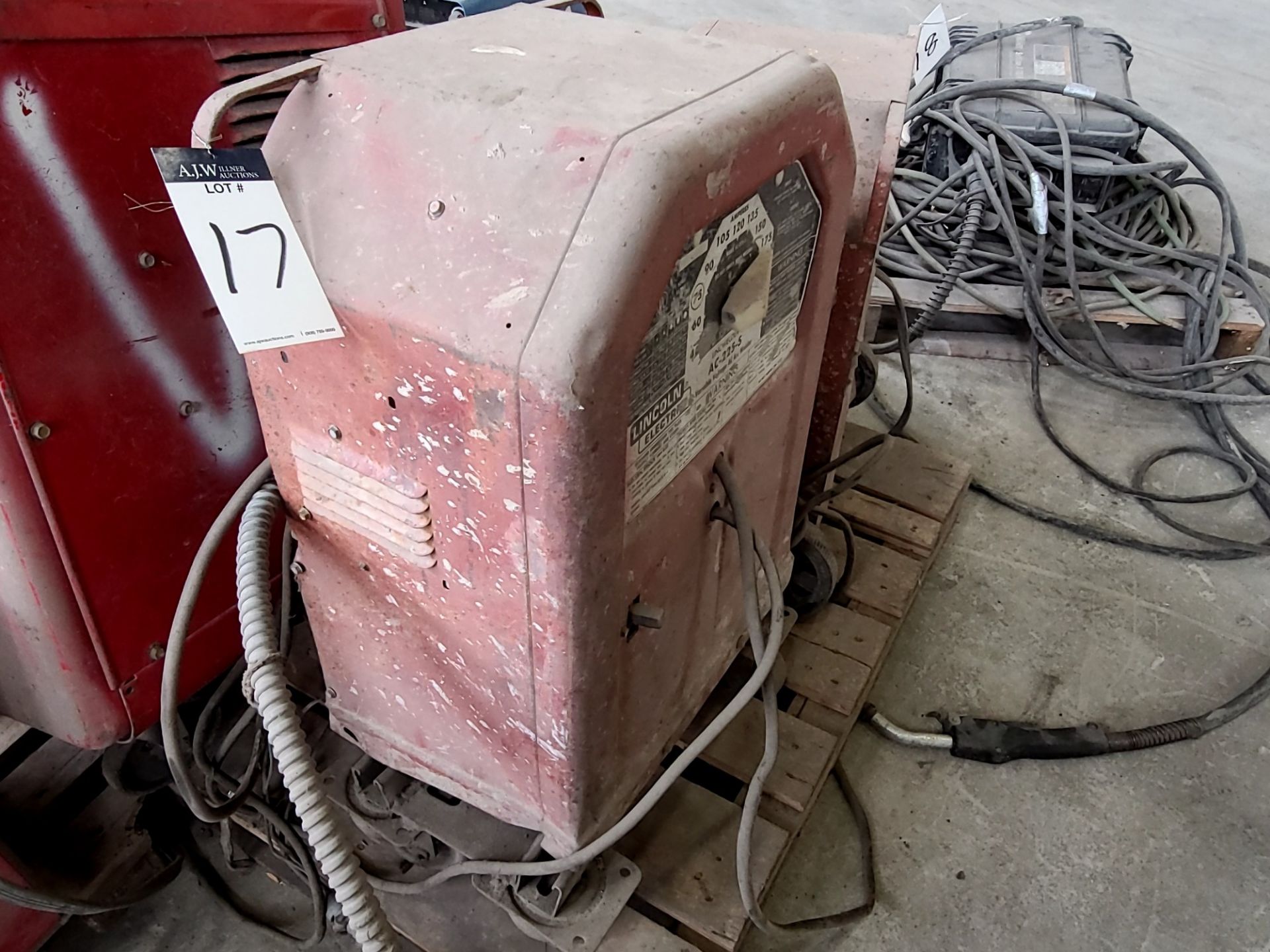 Lincoln Electric LincWelder AC-225-S Variable Voltage AC Arc Welder