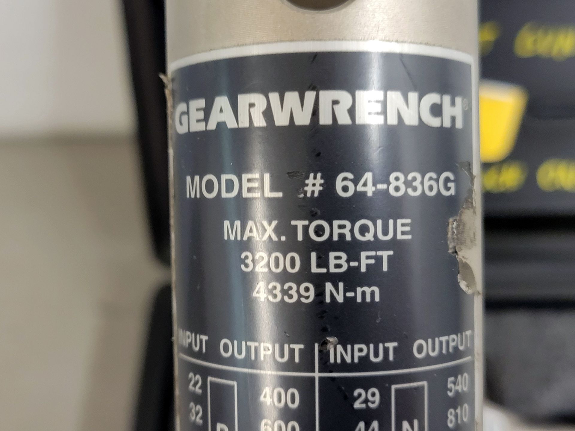 GearWrench 64-836G 3,200 LB-FT Max Torque Multiplier w/Case - Image 2 of 2