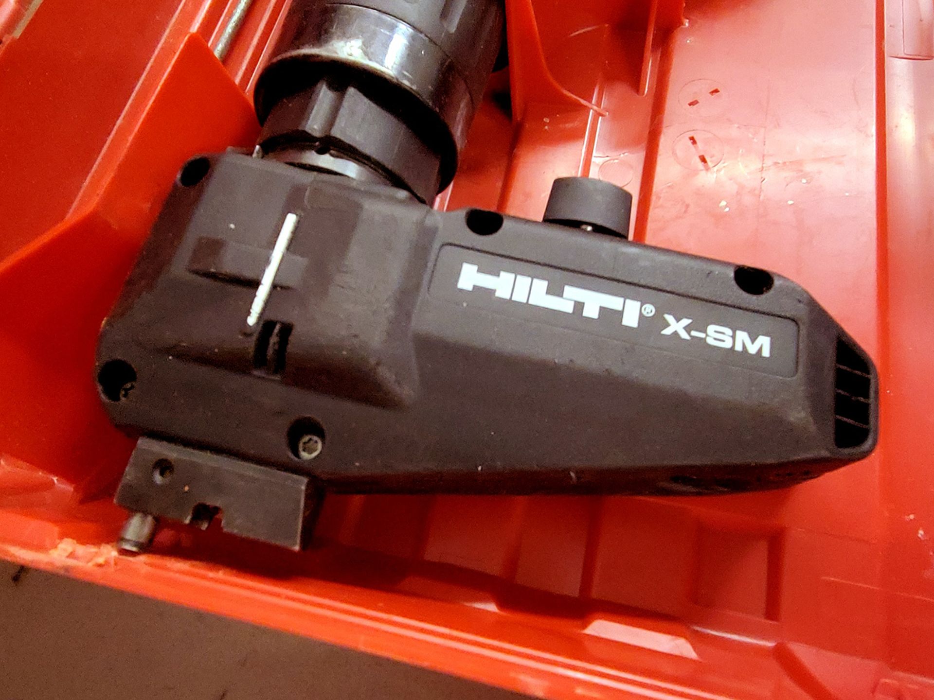[Each] Hilti DX460 Automatic Power Actuated Fastening Tool - Image 3 of 4