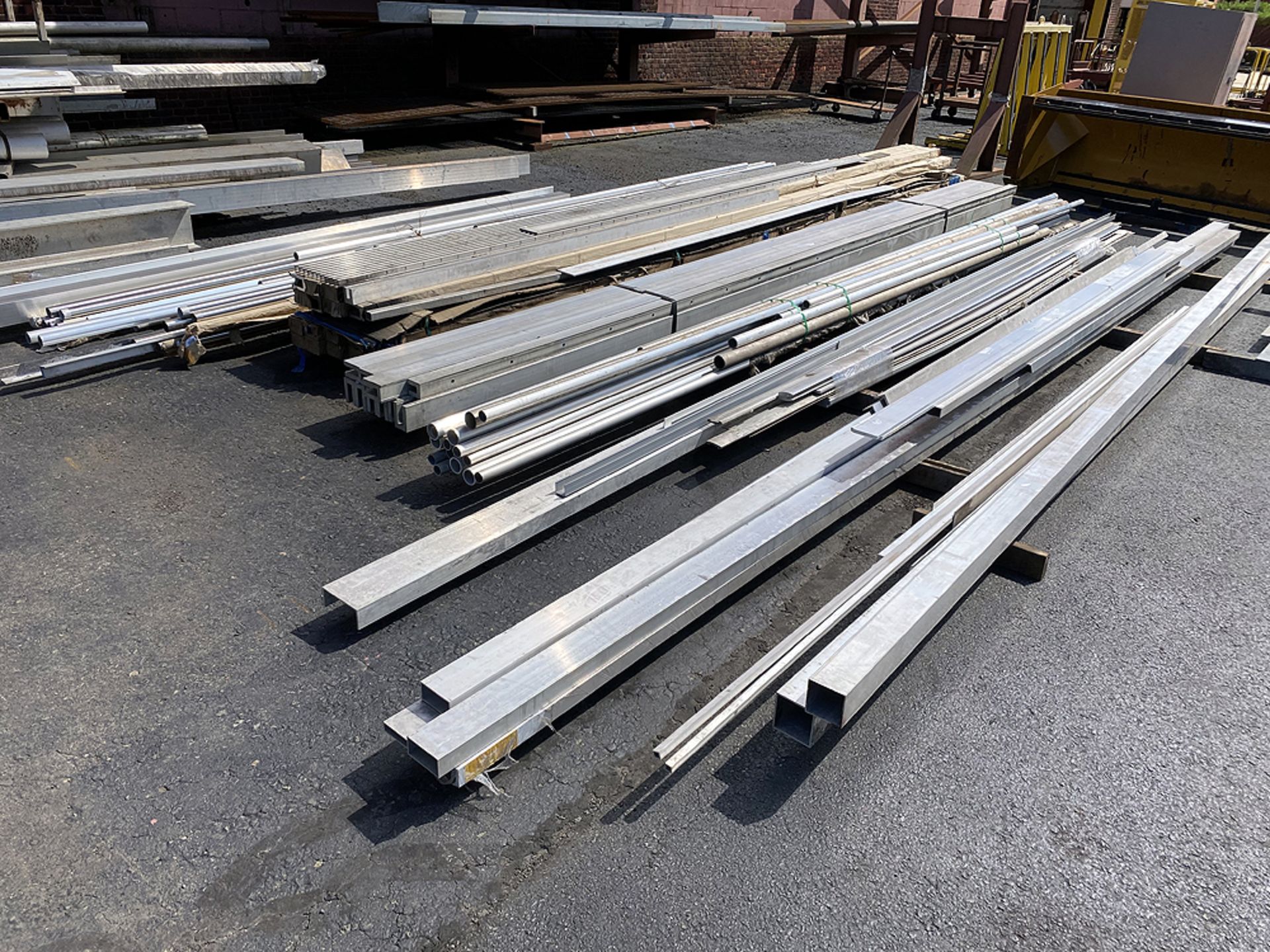 A Group of Ass't Stainless & Aluminum Channel & Tubing - Image 4 of 4