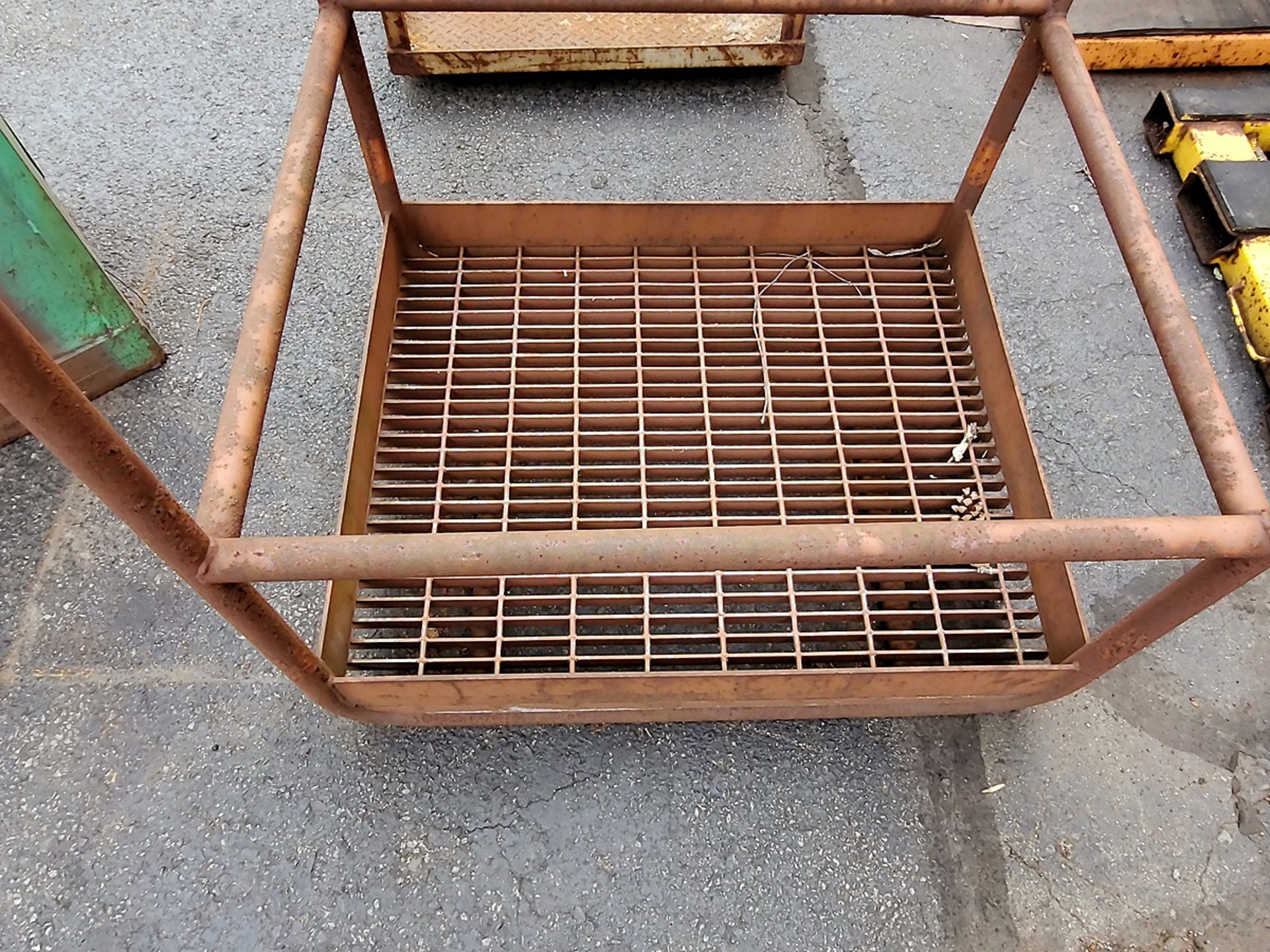 Man Lift Safety Cage - Image 2 of 3