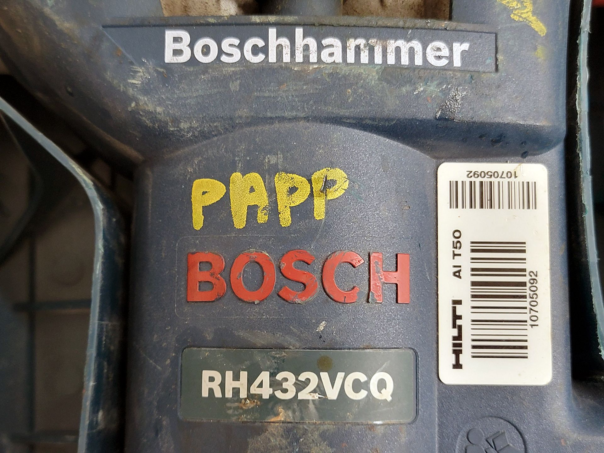 [Each] Bosch Boschhammer RH432VCQ Rotary Hammer Drill w/ case - Image 2 of 3