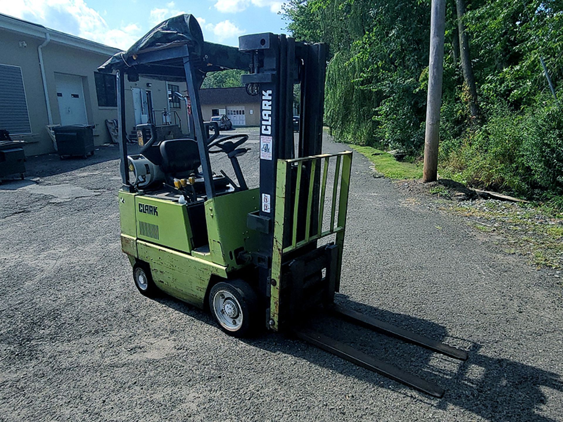 Clark LPG Forklift Model GCS15 - Image 6 of 21