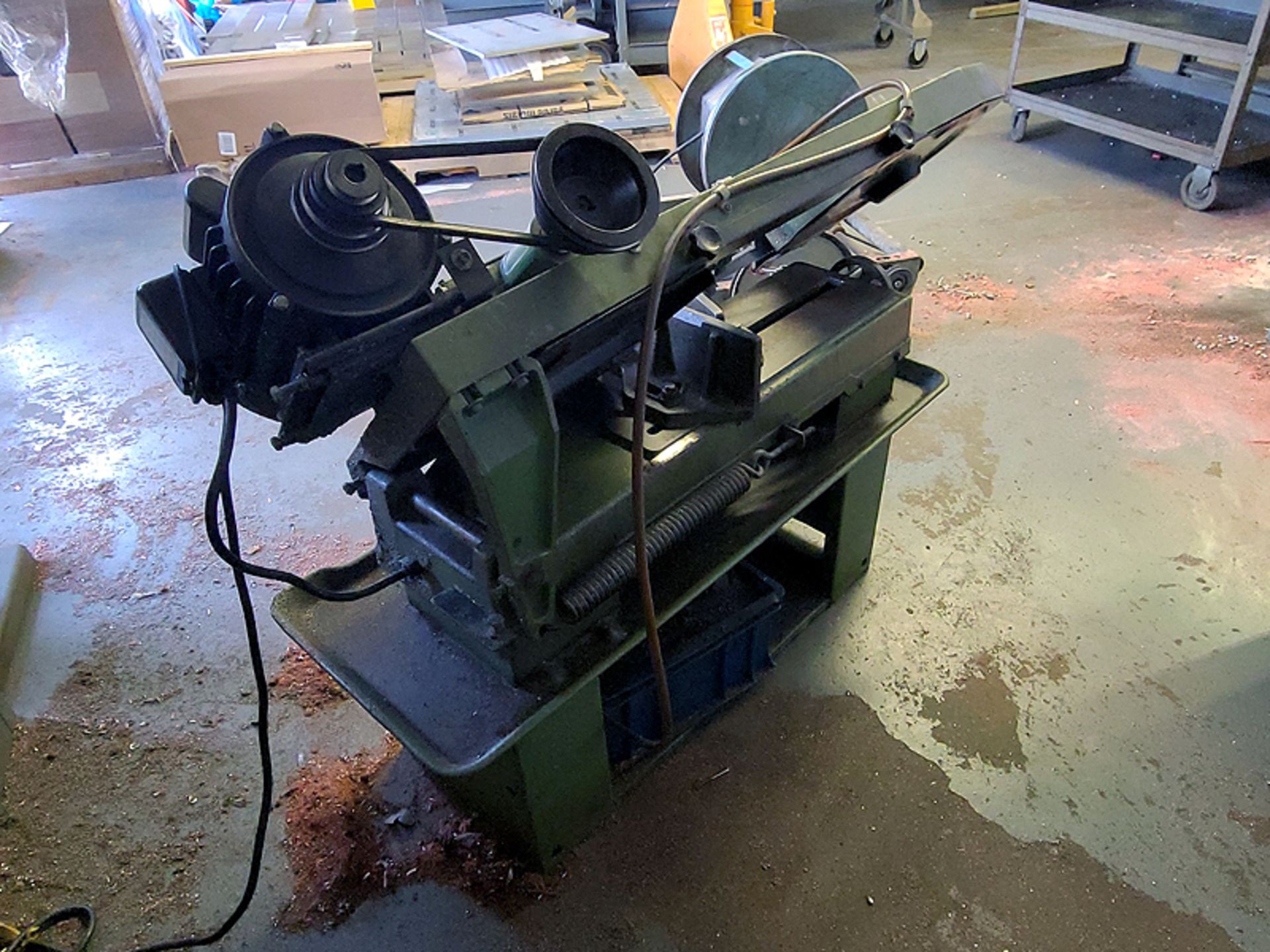 Rong Fu 7" Bandsaw Machine w/ Adjustable Pipe Stand - Image 4 of 12