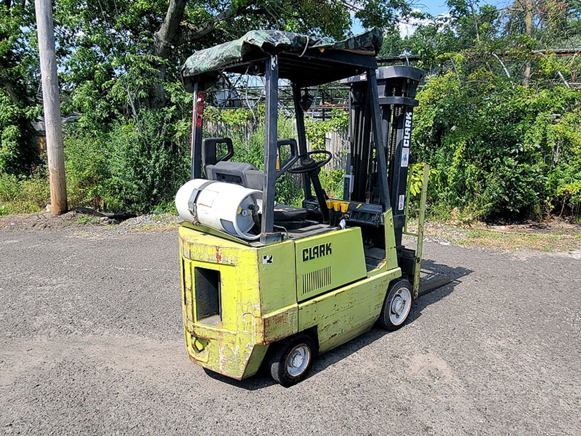 Clark LPG Forklift Model GCS15 - Image 4 of 21