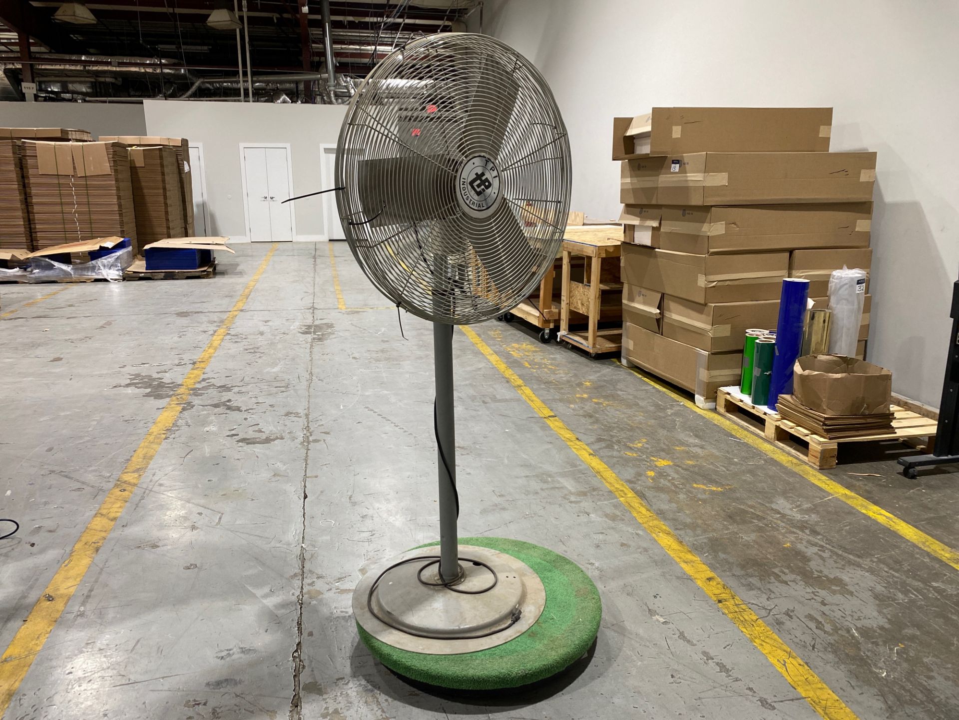 TPI 30" Pedestal Fan, 4,200 CFM, 1/4 HP, 1 Phase