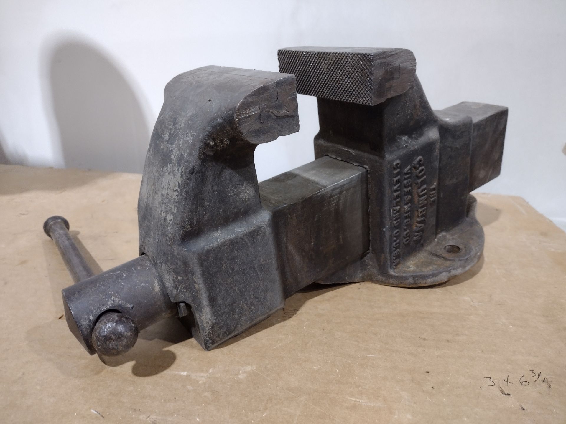 Columbian 4" Bench Vise