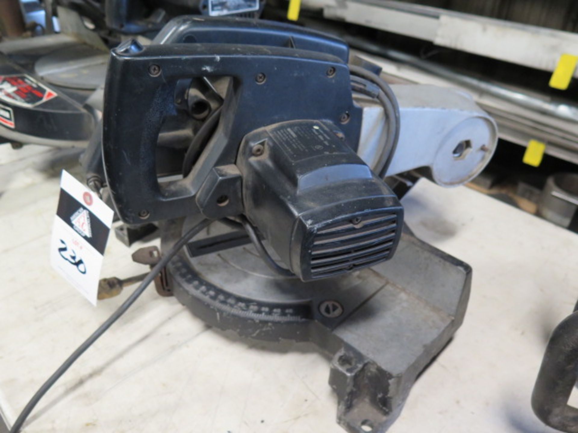 Black & Decker Miter Saw (SOLD AS-IS - NO WARRANTY) - Image 3 of 5