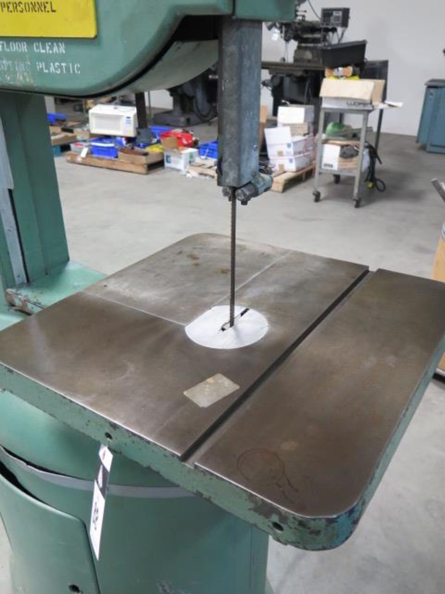 Yates-American 19 1/2" Vertical Band Saw w/ 23 1/2" x 23 1/2" Table (SOLD AS-IS - NO WARRANTY) - Image 4 of 7