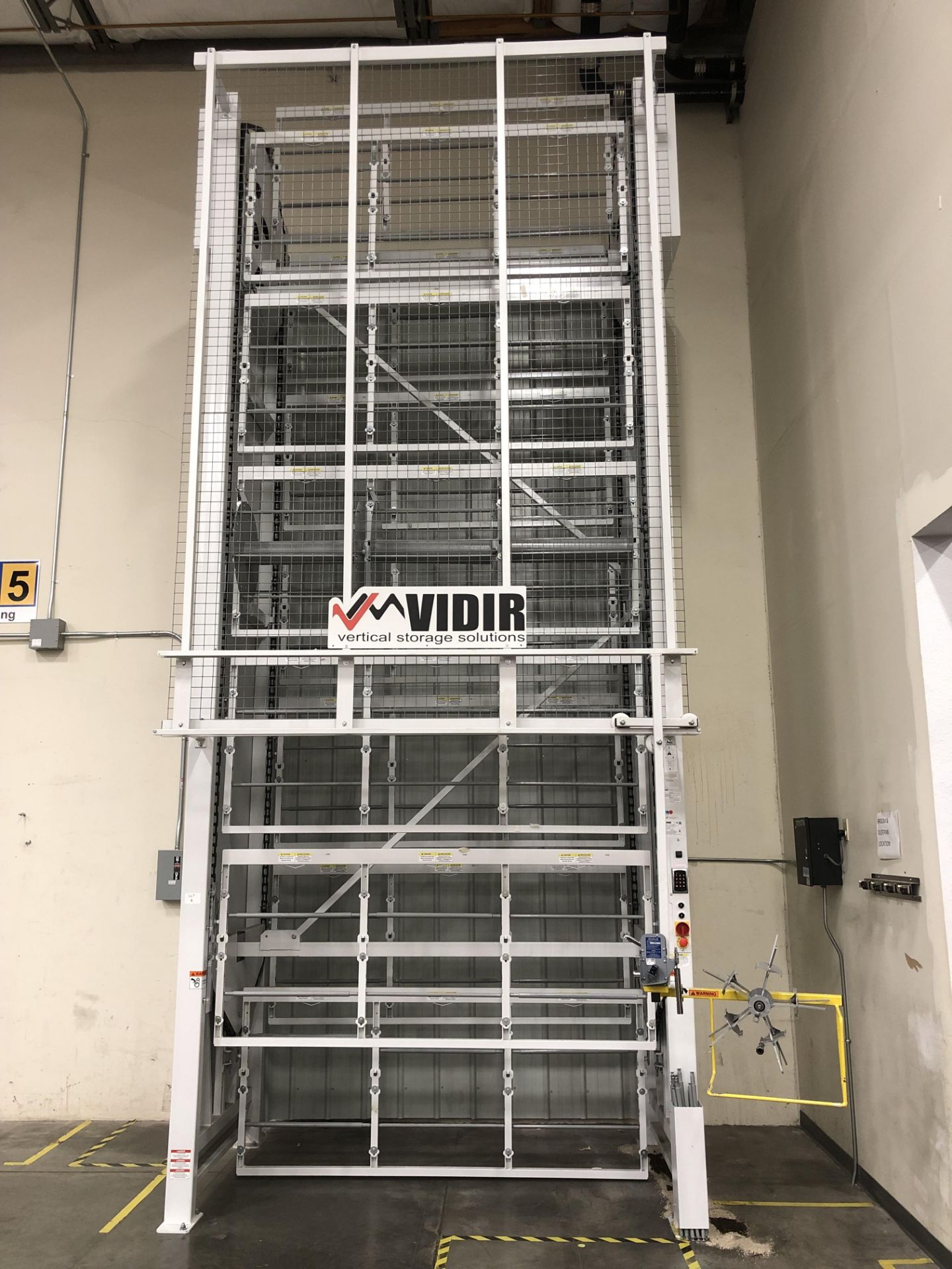 VIDIR MODEL W45243-1240-06 MOTORIZED AUTOMATED VERTICAL WIRE CABLE (SOLD AS-IS - NO WARRANTY)