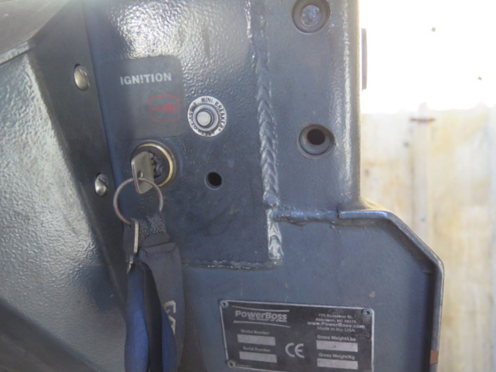 Minuteman PowerBoss mdl. 6X-LP Ride-In LPG Floor Sweeper s/n 18690100 (SOLD AS-IS - NO WARRANTY) - Image 9 of 11