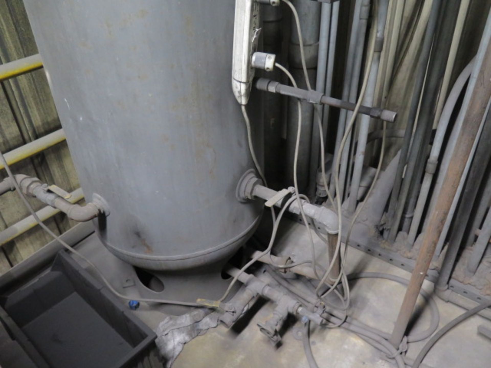 120 Gallon Vertical Air Storage Tank (SOLD AS-IS - NO WARRANTY) - Image 3 of 4
