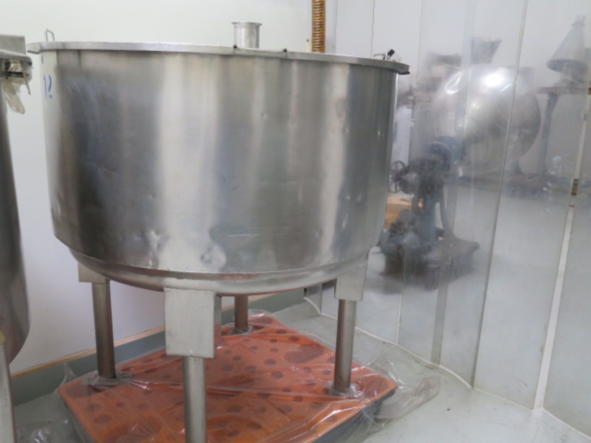 48” Dia x 36”H Jacketed Stainless Steel Tank (SOLD AS-IS - NO WARRANTY) - Image 2 of 5