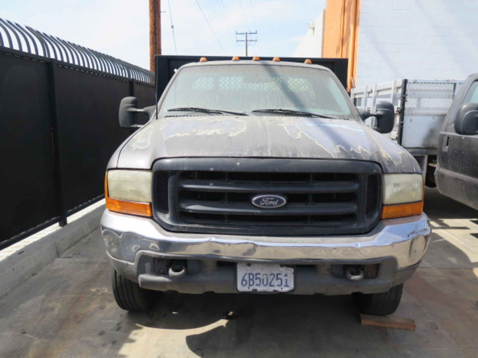 1999 Ford F-450 Super Duty 8’ Bed Truck Lisc# 6B50251,7.3L Diesel,Auto, NOT FOR CA USE, SOLD AS IS - Image 2 of 17