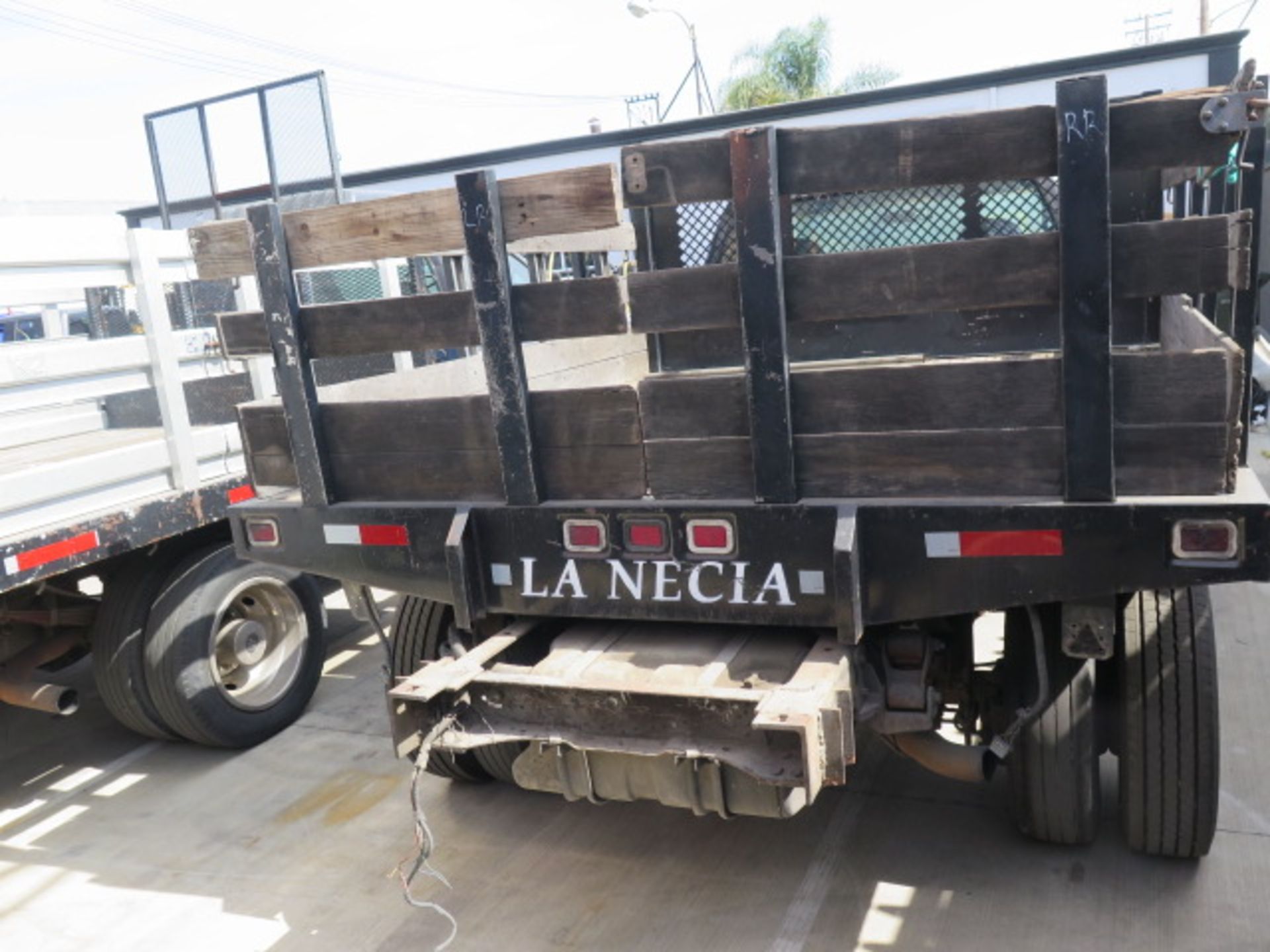 1999 Ford F-450 Super Duty 8’ Bed Truck Lisc# 6B50251,7.3L Diesel,Auto, NOT FOR CA USE, SOLD AS IS - Image 7 of 17