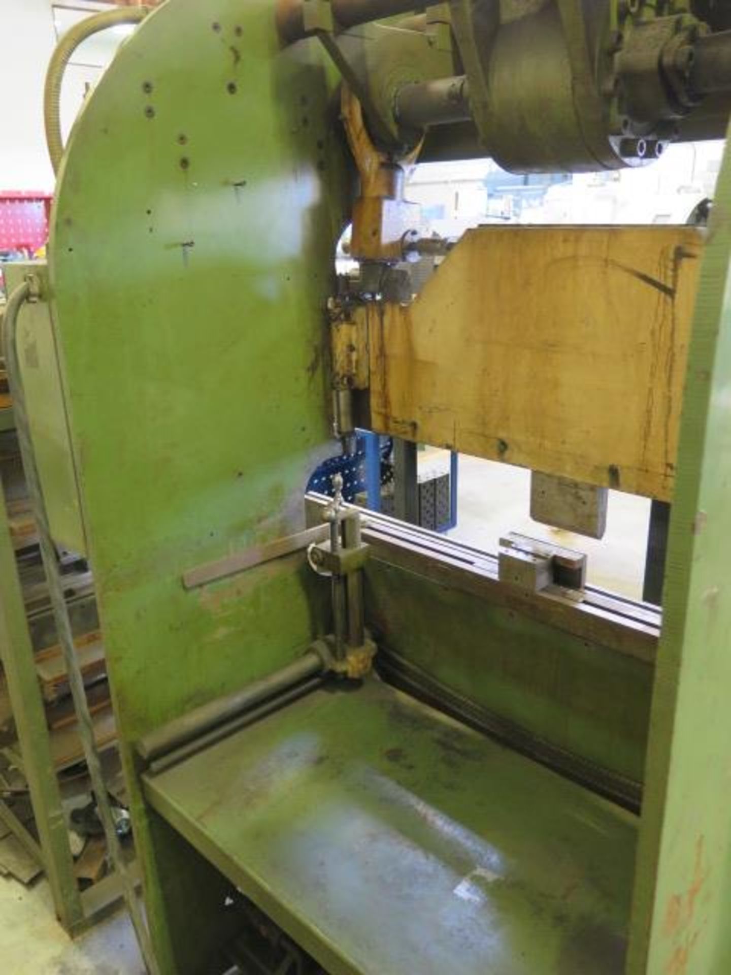 DiAcro 48" Press Brake w/ Manual Back Gauge, 48" Bed Length, 6 1/2" Throat (SOLD AS-IS - NO - Image 8 of 9