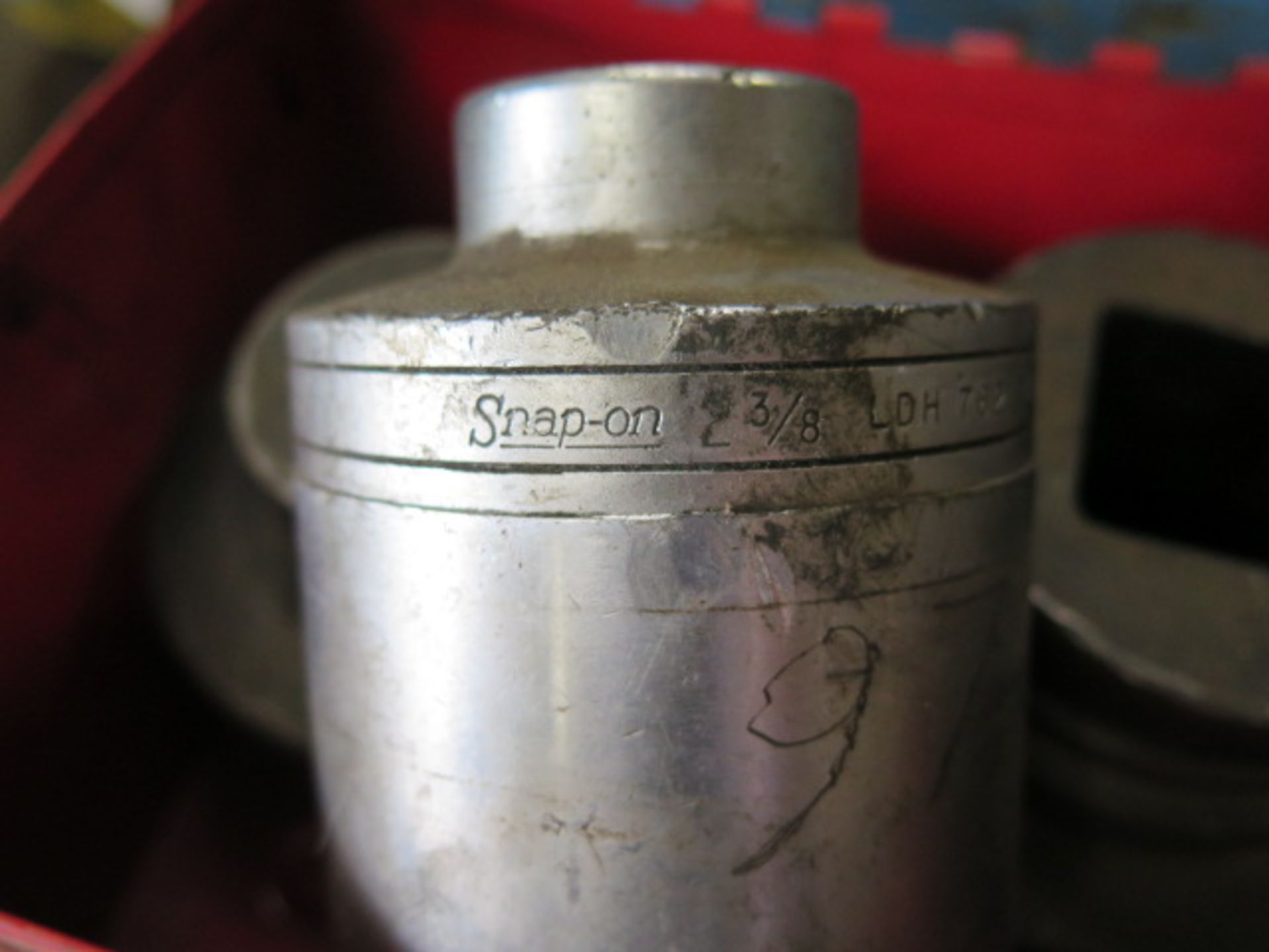 Snap-On IM1800 Pneumatic Impact w/ (5) Snap-On Sockets (SOLD AS-IS - NO WARRANTY) - Image 8 of 8
