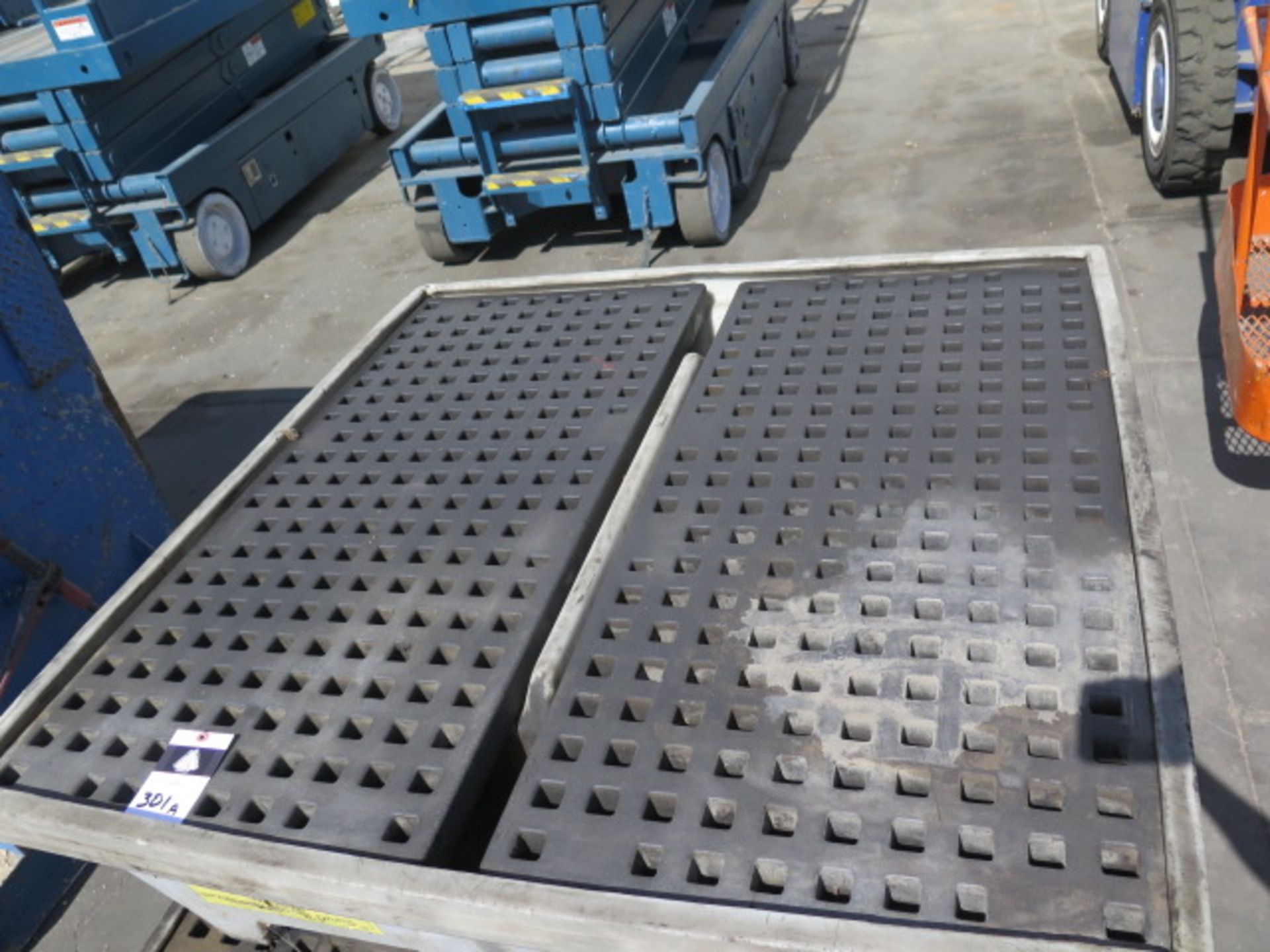 Spill Containment Pallet (SOLD AS-IS - NO WARRANTY)