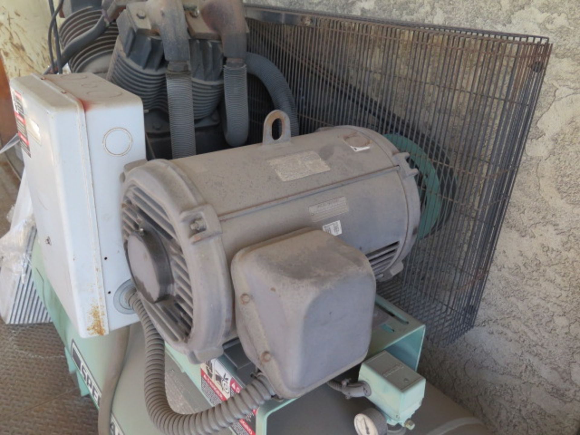 Air Compressor (SOLD AS-IS - NO WARRANTY) - Image 5 of 11