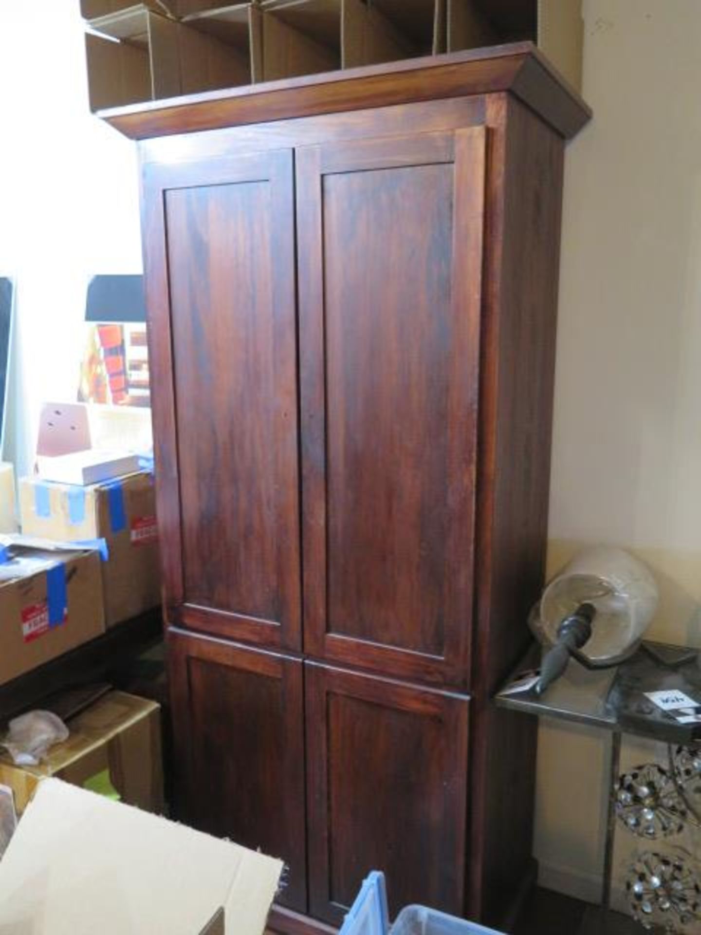 Armoire (SOLD AS-IS - NO WARRANTY)