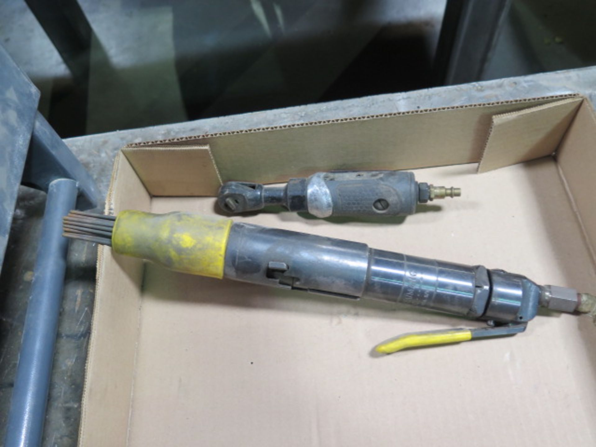 Pneumatic Scaler and 3/8" Ratchet (SOLD AS-IS - NO WARRANTY) - Image 2 of 3