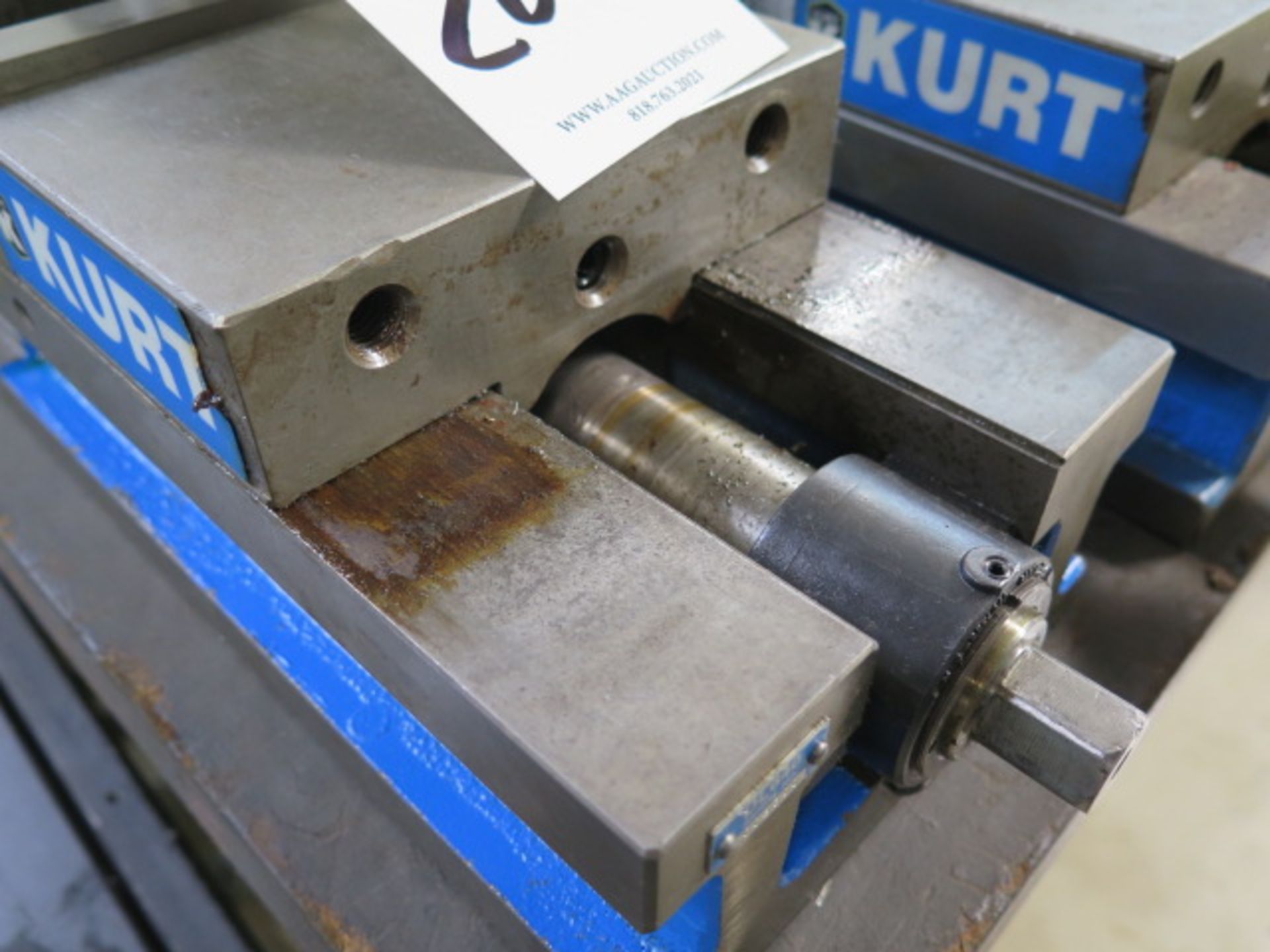 Kurt 6" Double-Lock Vise (SOLD AS-IS - NO WARRANTY) - Image 4 of 5