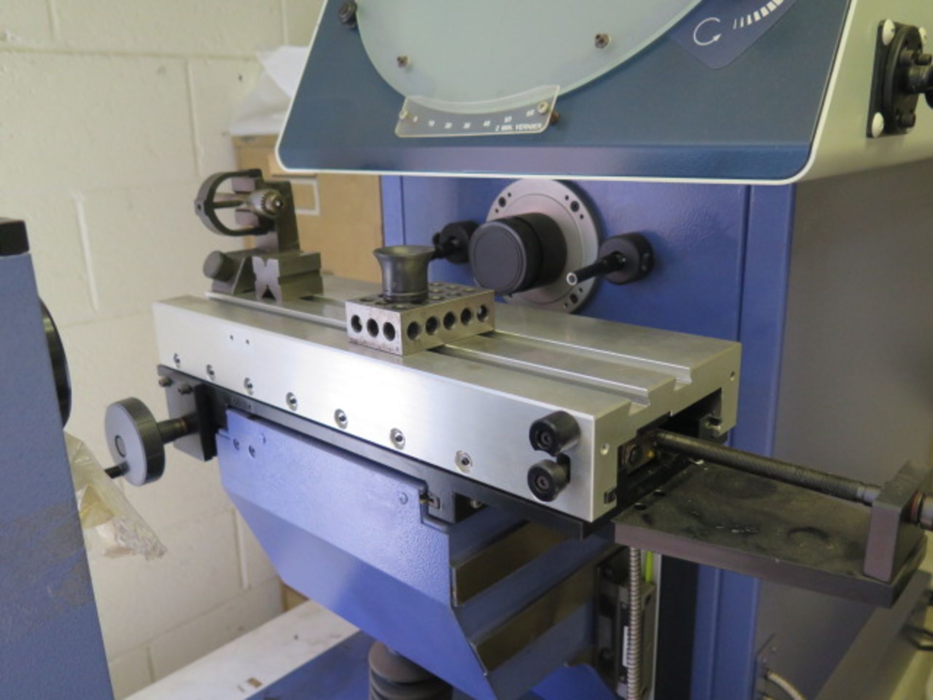 Mitutoyo PH-A14 14" Optical Comparator s/n 903037 w/Mitutoyo QM-Data 200 Prog DRO, SOLD AS IS - Image 4 of 9