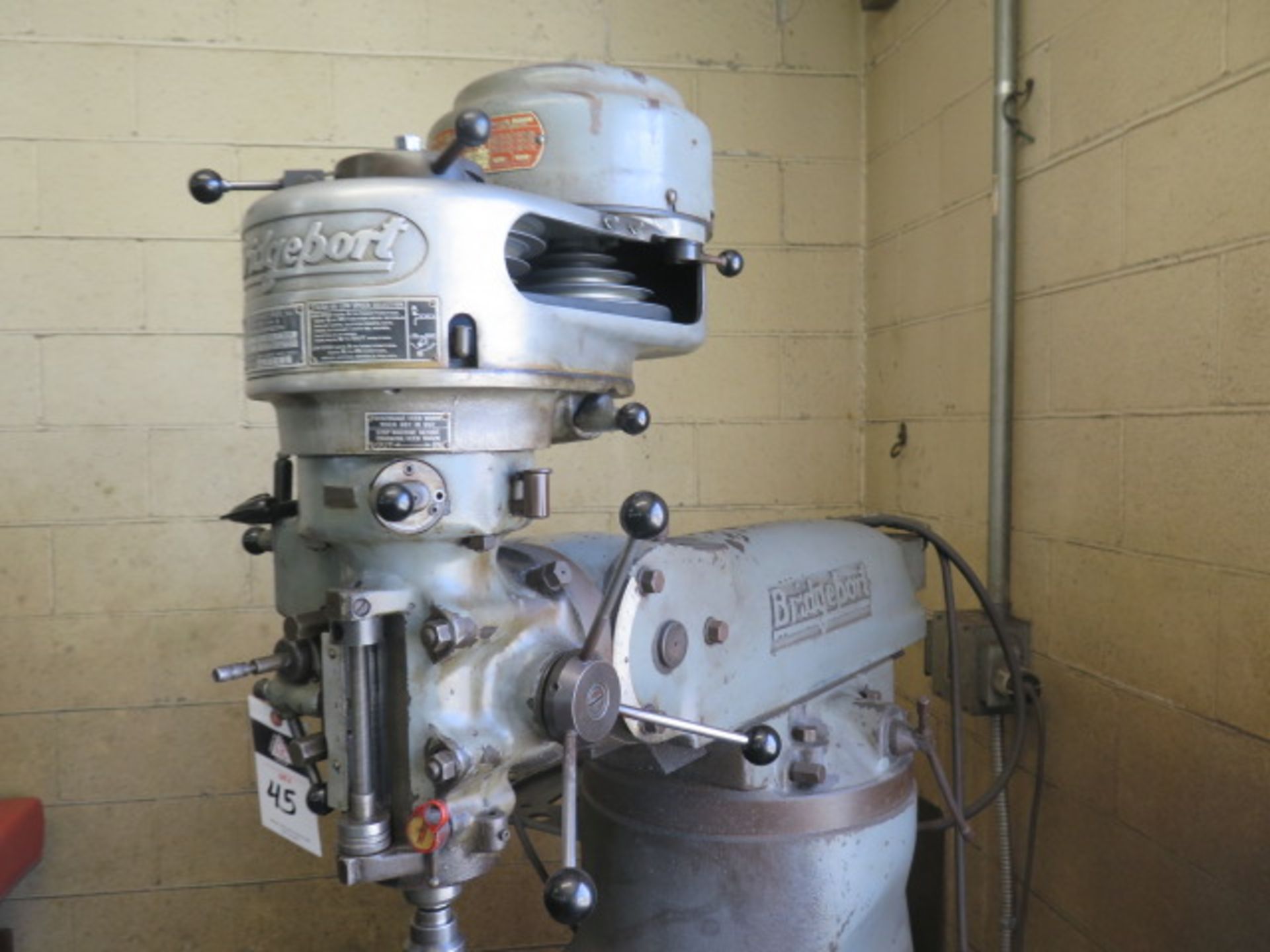 Bridgeport Vertical Mill w/ 1Hp Motor, 80-2720 RPM, 8-Speeds, Power Feed, 9" x 42" Table (SOLD AS-IS - Image 3 of 7