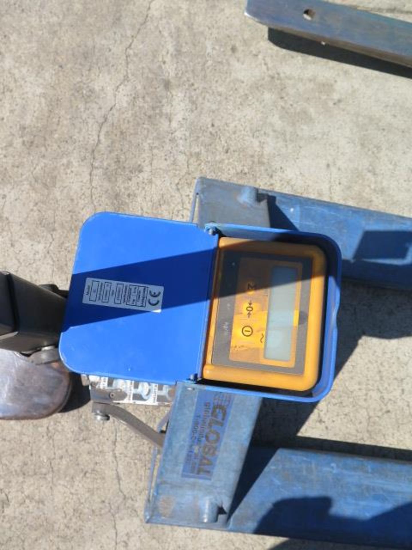 Global 5000 Lb Cap Pallet Jack w/ Digital Scale (SOLD AS-IS - NO WARRANTY) - Image 5 of 6