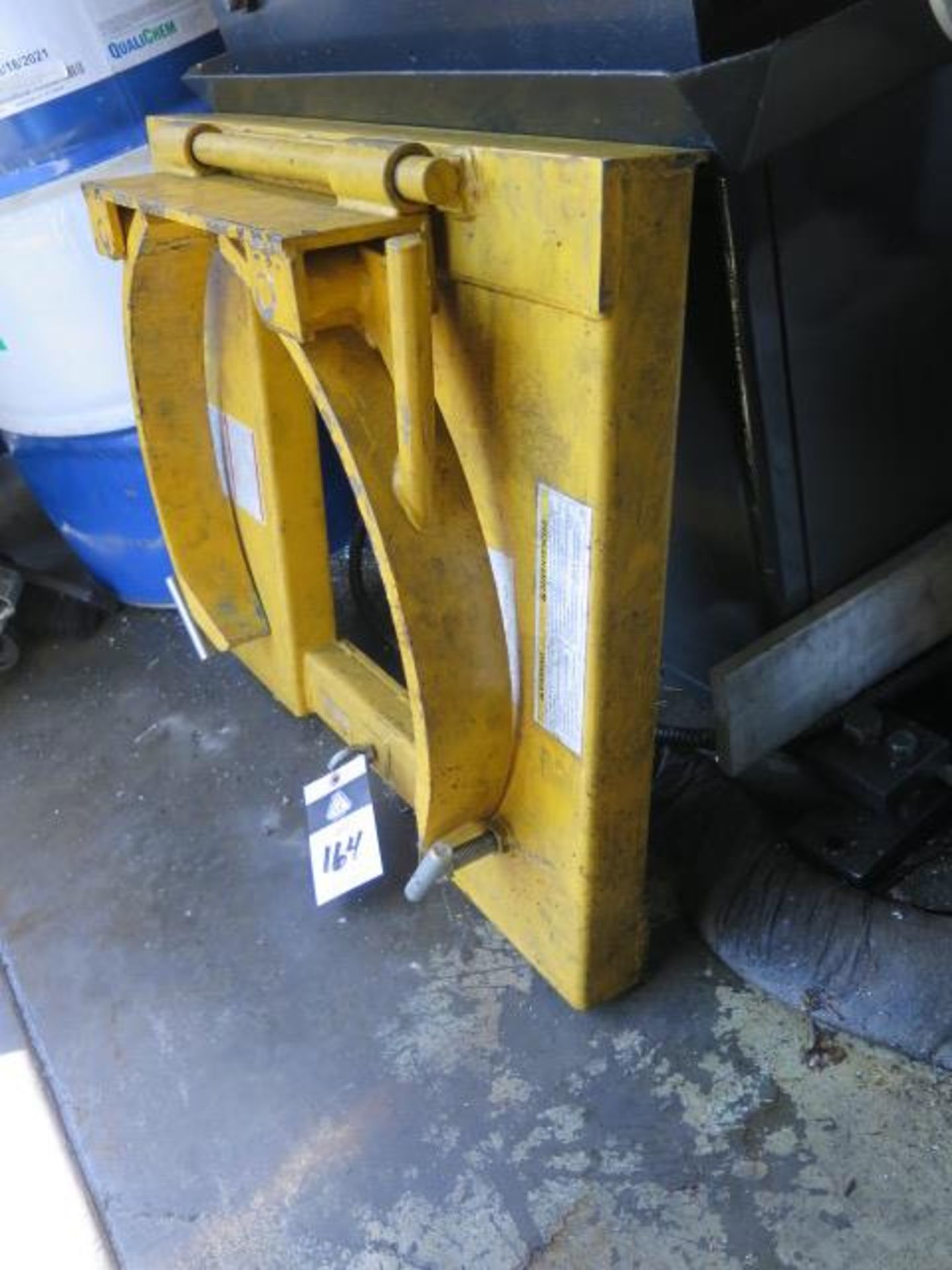 Barrel Grabber Attachment for Forklift (SOLD AS-IS - NO WARRANTY) - Image 2 of 4