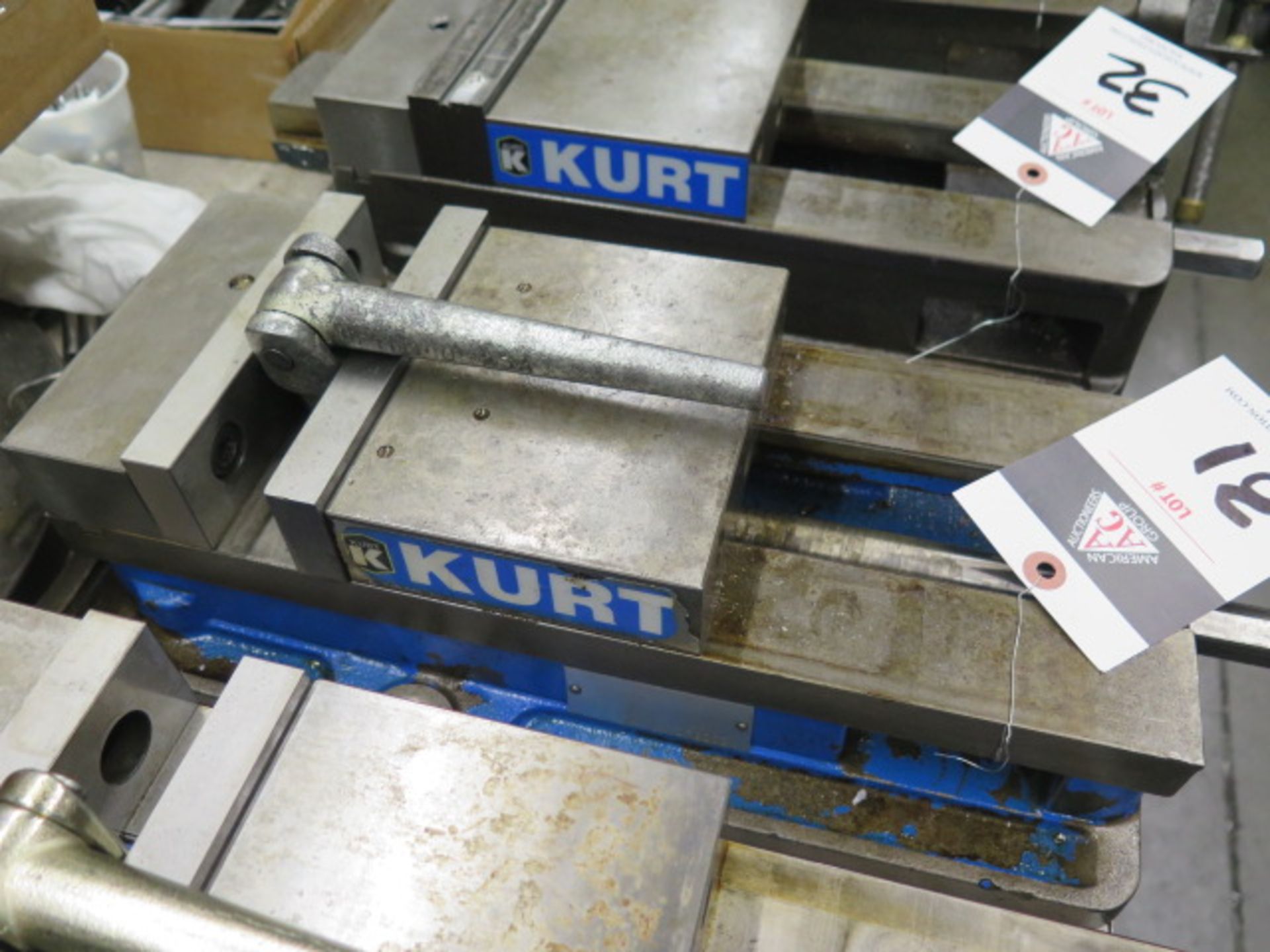 Kurt 6" Angle-Lock Vise (SOLD AS-IS - NO WARRANTY) - Image 2 of 3